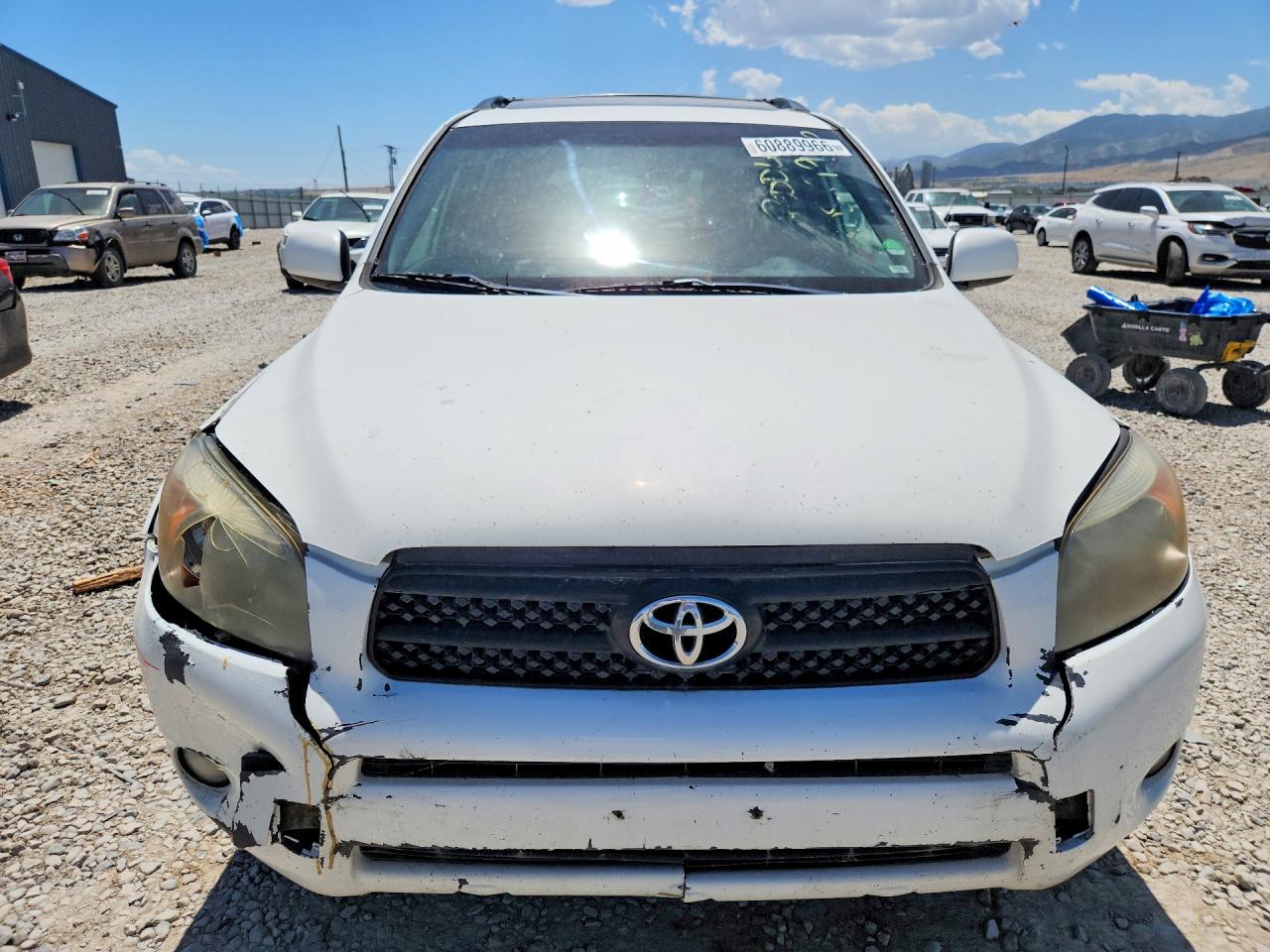 2007 Toyota Rav4 Sport White vin: JTMBD32V875068356