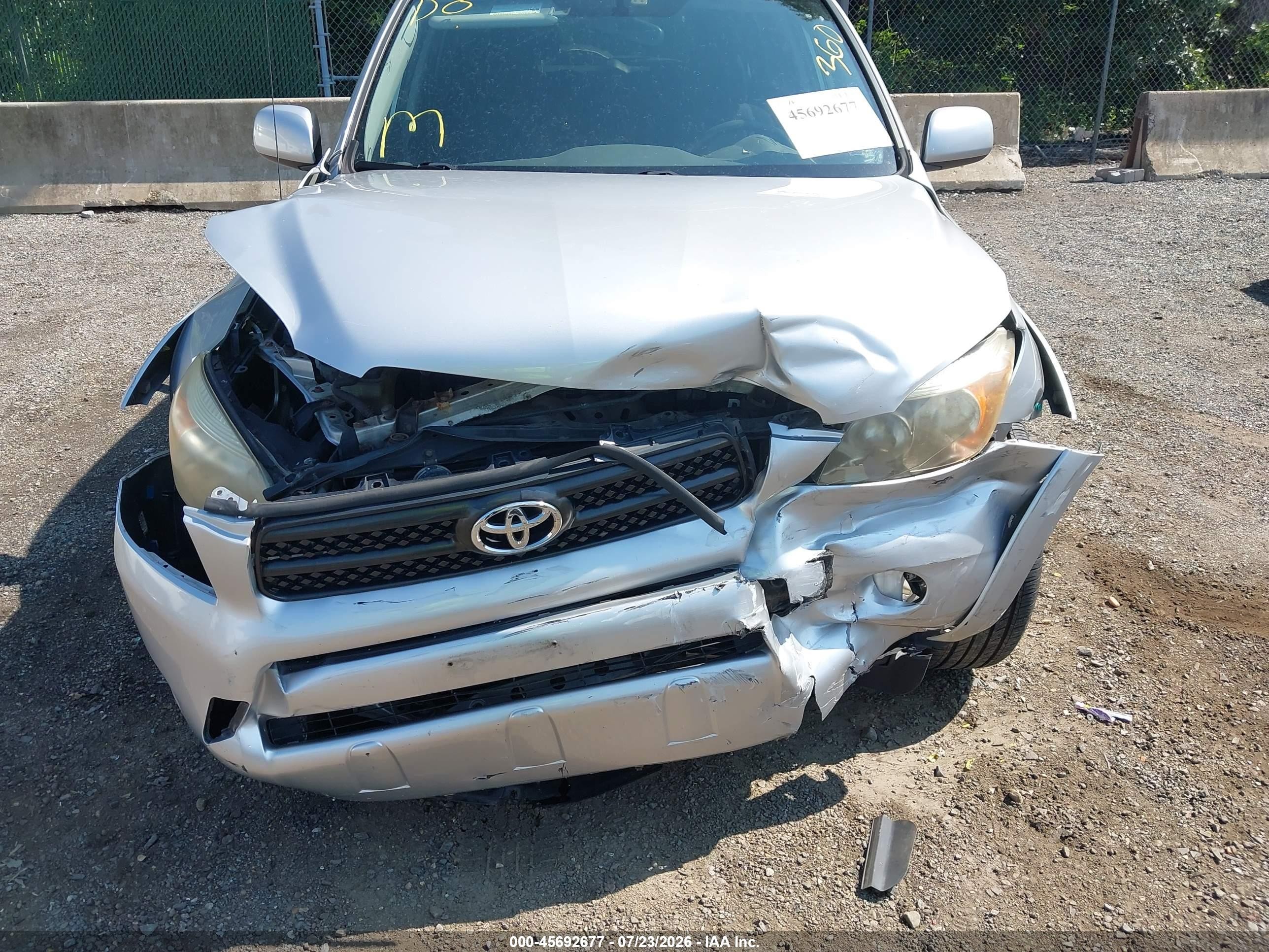 2007 Toyota Rav4 Sport Silver vin: JTMBD32V976048269