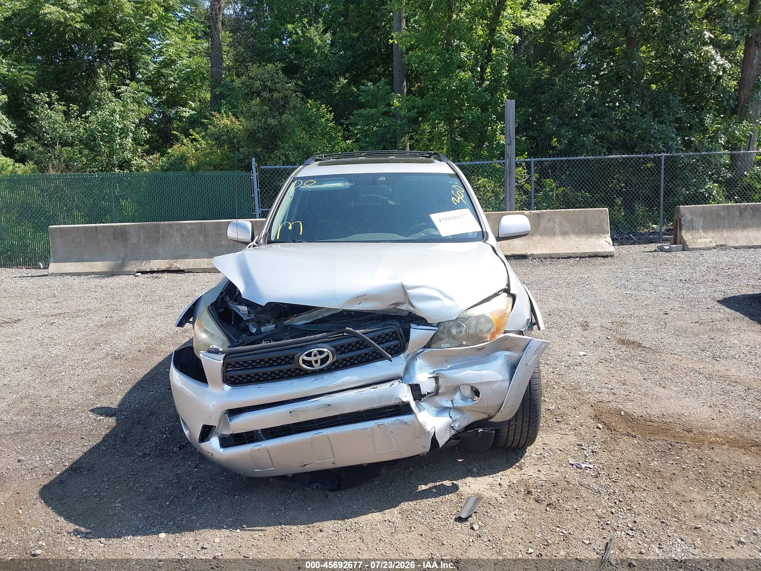 2007 Toyota Rav4 Sport Silver vin: JTMBD32V976048269