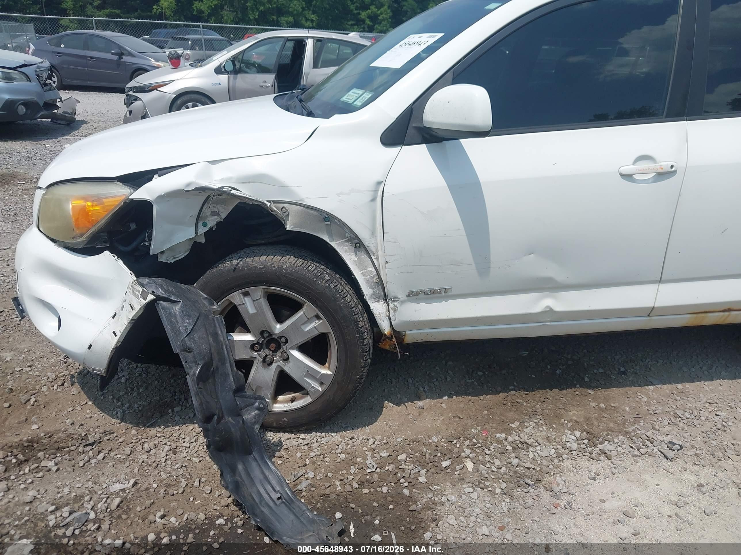 2006 Toyota Rav4 Sport White vin: JTMBD32VX66008703