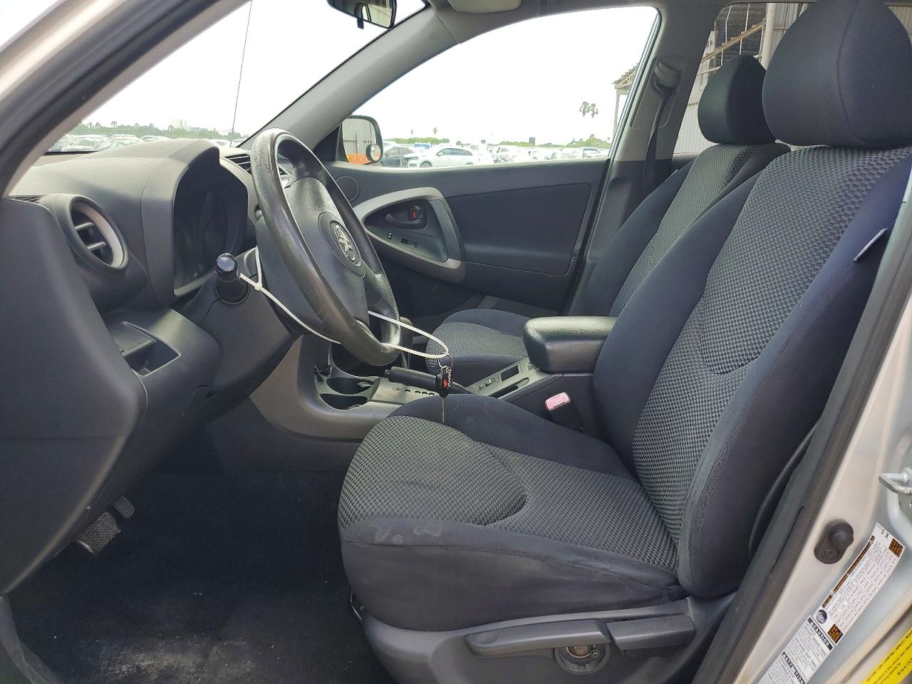 2008 Toyota Rav4 Sport Silver vin: JTMBD32VX85209932