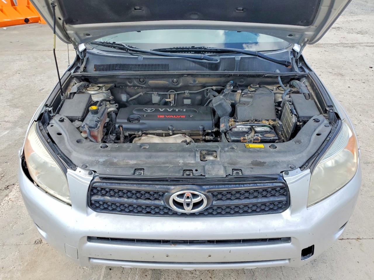 2008 Toyota Rav4 Sport Silver vin: JTMBD32VX85209932