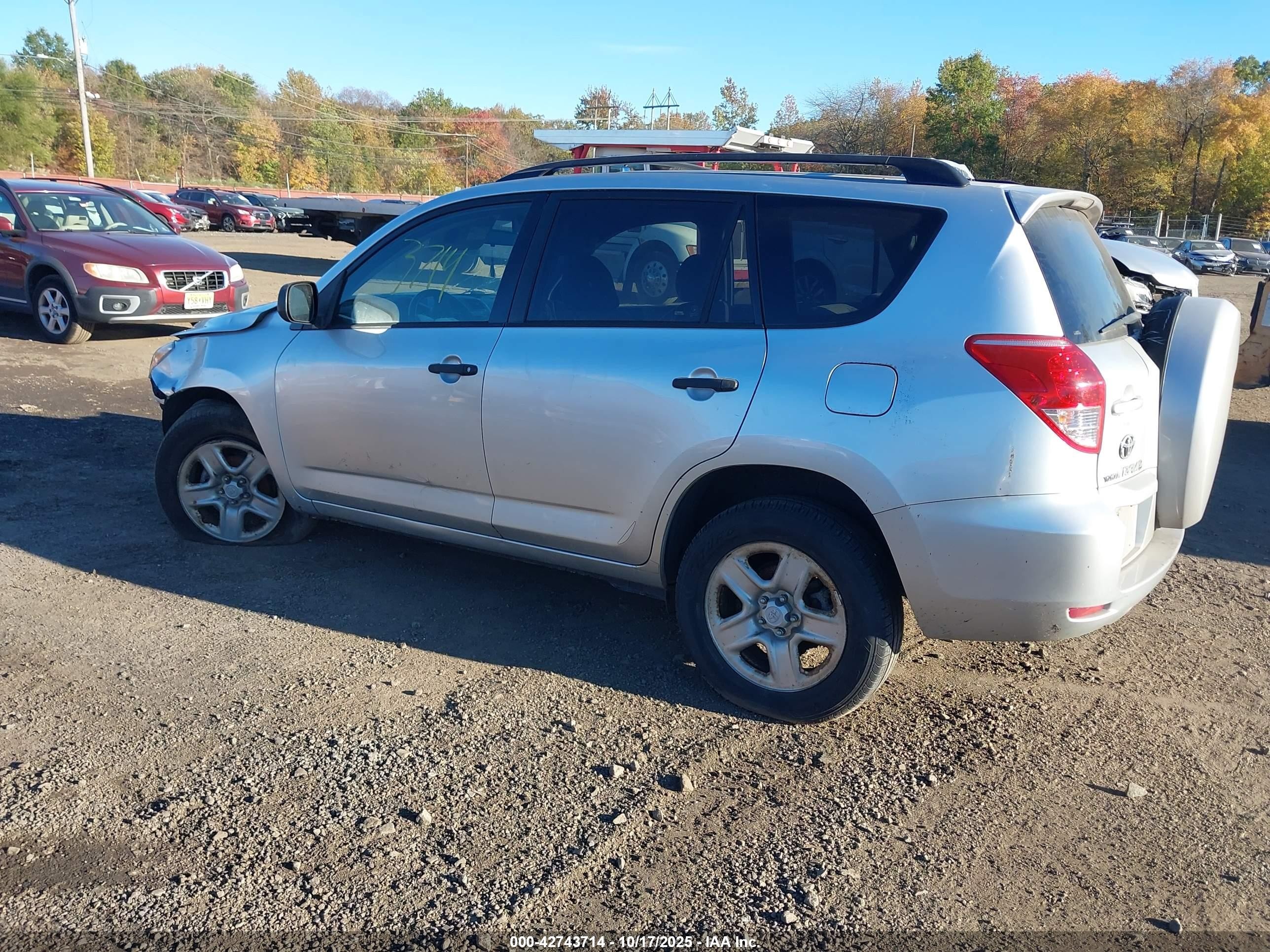 2006 Toyota Rav4   Silver vin: JTMBD33V065020363