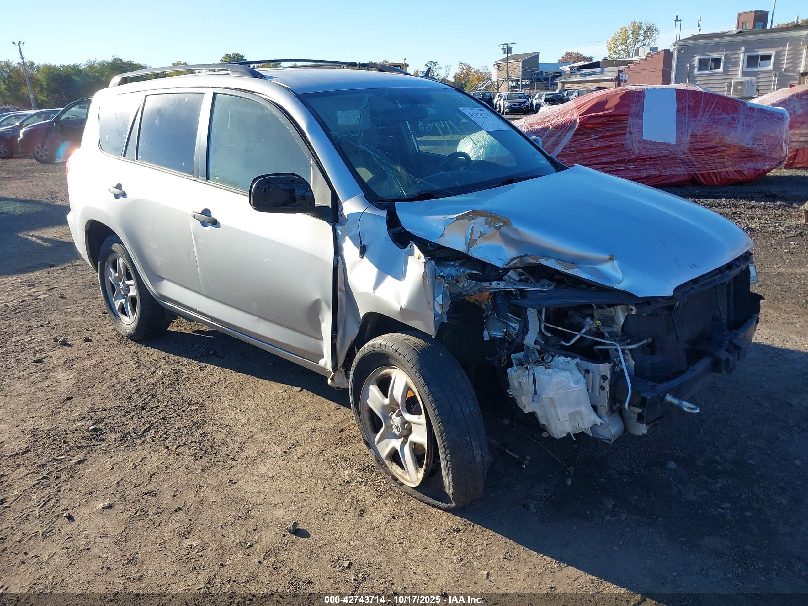 2006 Toyota Rav4   Silver vin: JTMBD33V065020363