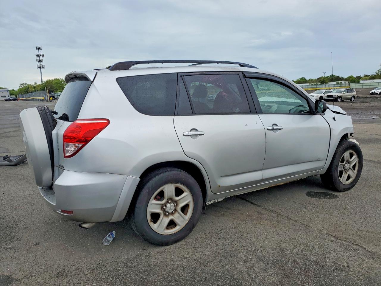 2006 Toyota Rav4 Base Silver vin: JTMBD33V065020637