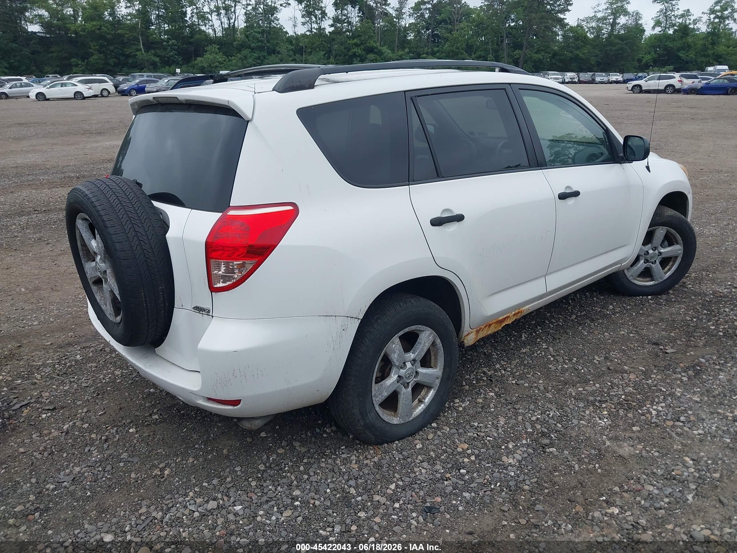2007 Toyota Rav4   Белый vin: JTMBD33V075082332