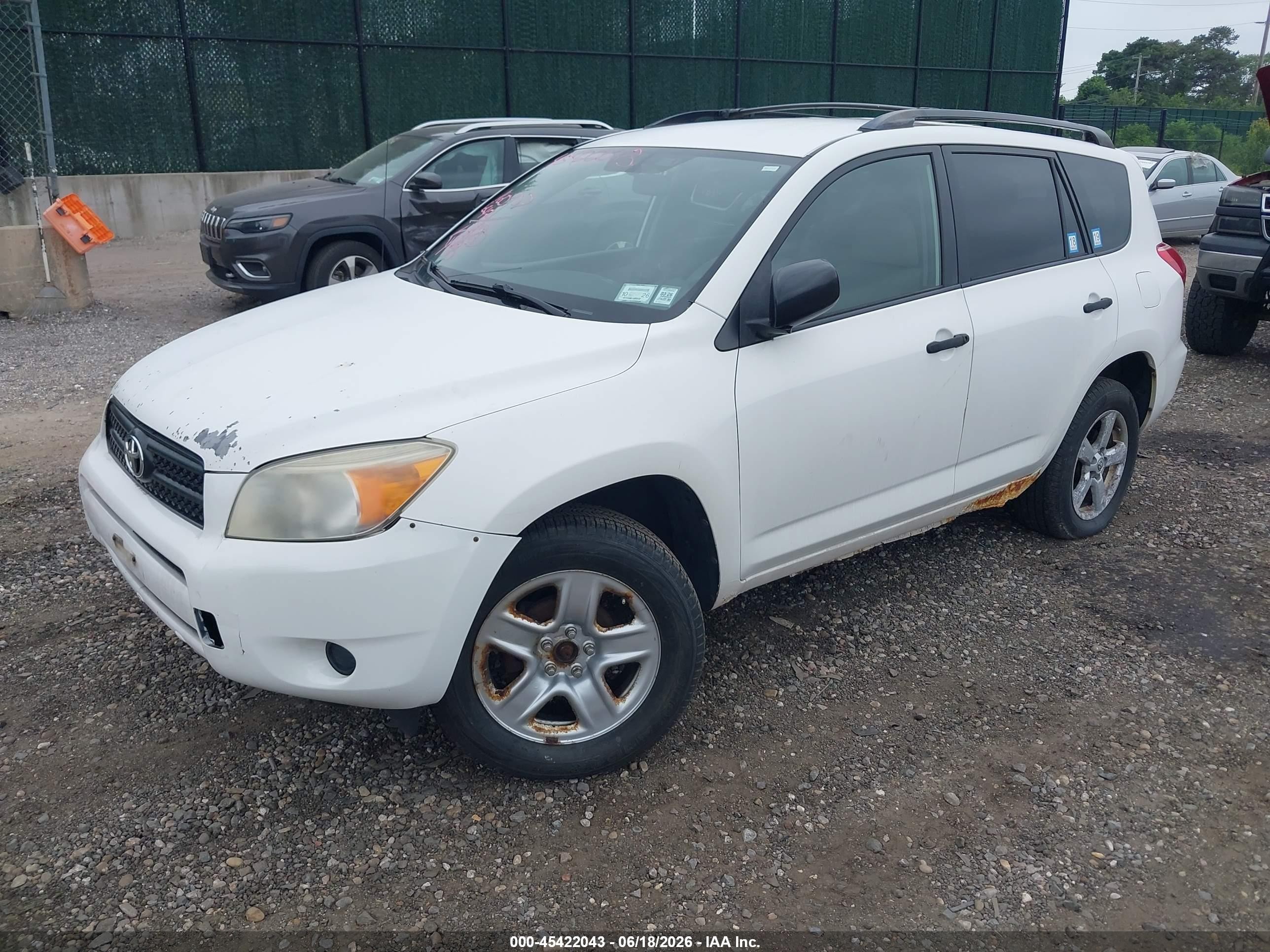 2007 Toyota Rav4   Белый vin: JTMBD33V075082332