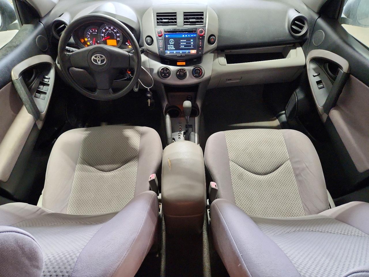 2007 Toyota Rav4 Base Silver vin: JTMBD33V076043458