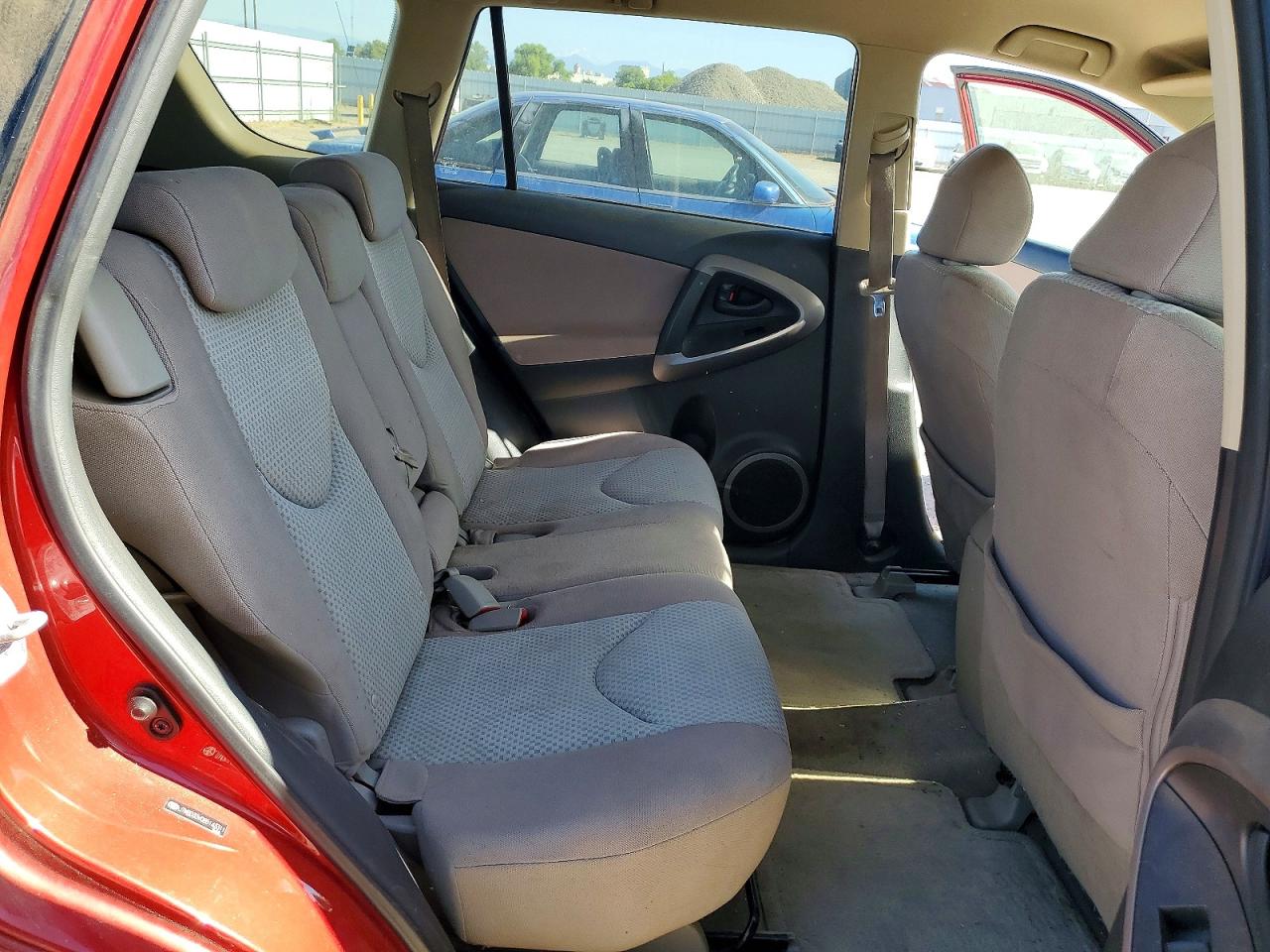 2008 Toyota Rav4 Base Red vin: JTMBD33V085143311