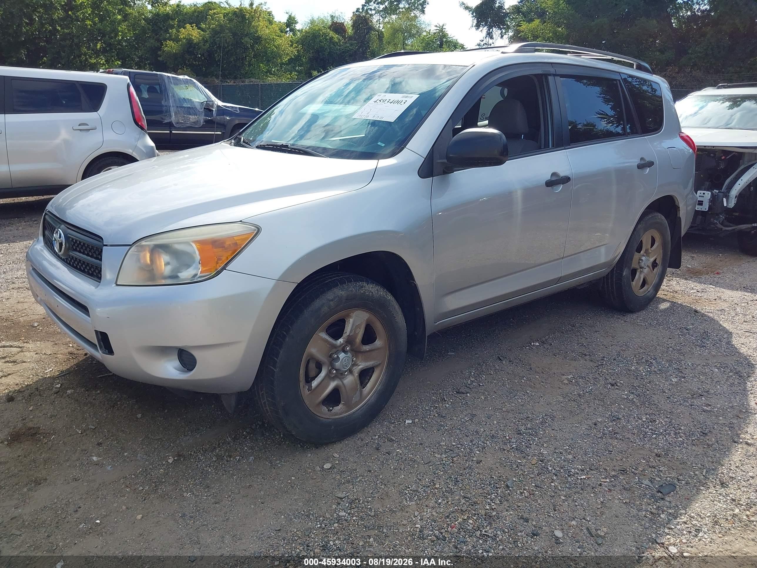 2008 Toyota Rav4   Silver vin: JTMBD33V085183680