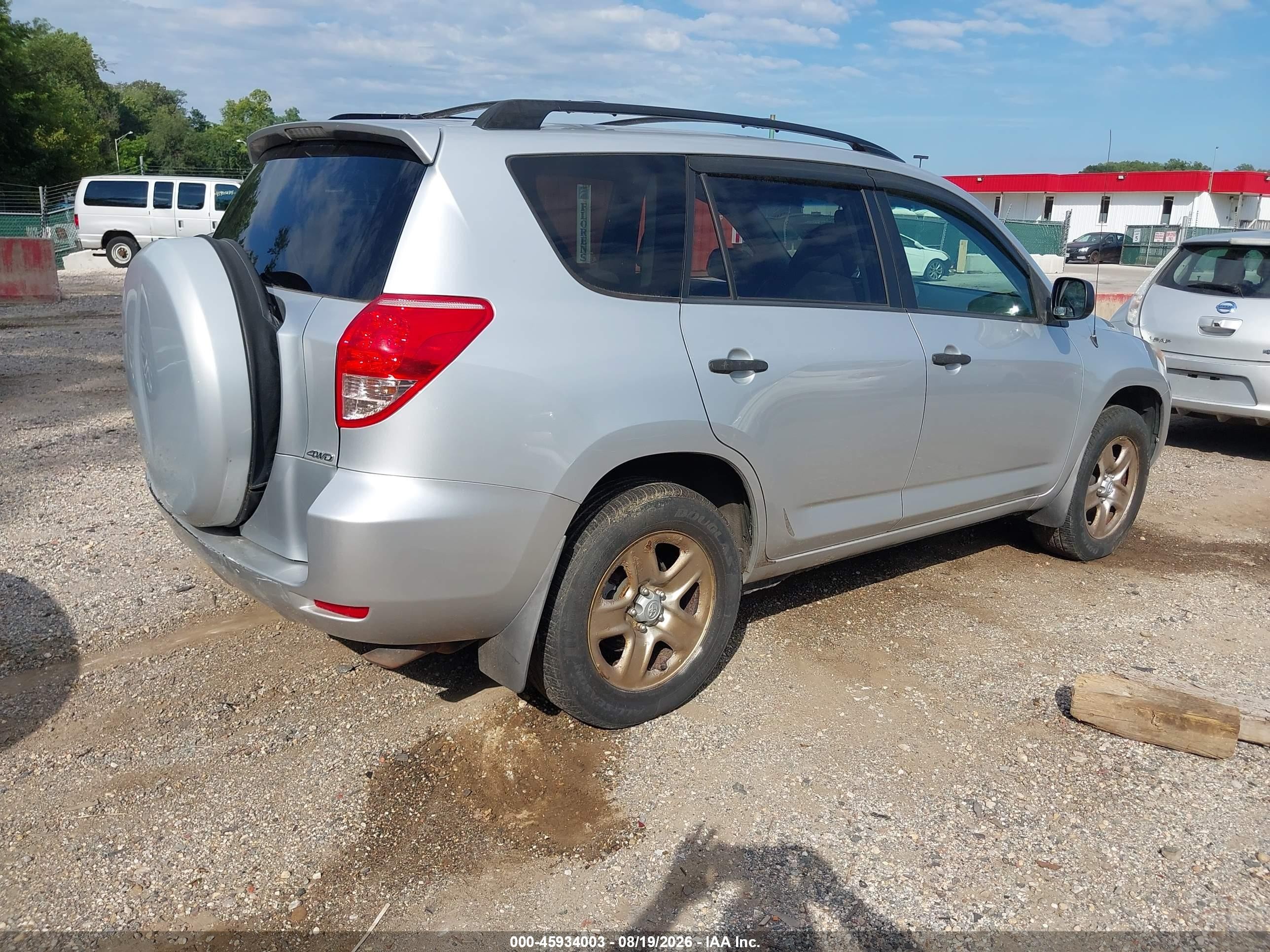 2008 Toyota Rav4   Silver vin: JTMBD33V085183680
