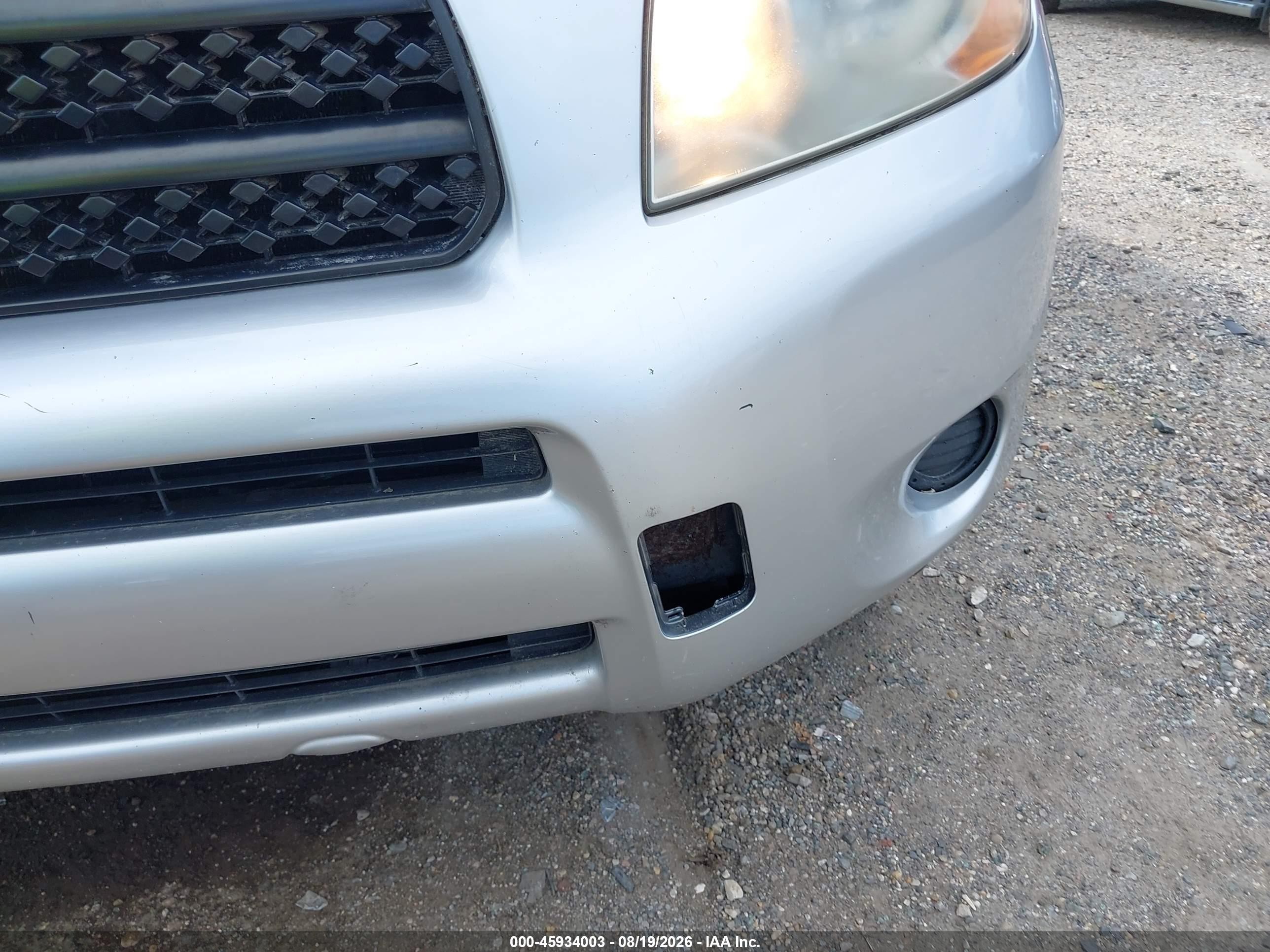 2008 Toyota Rav4   Silver vin: JTMBD33V085183680