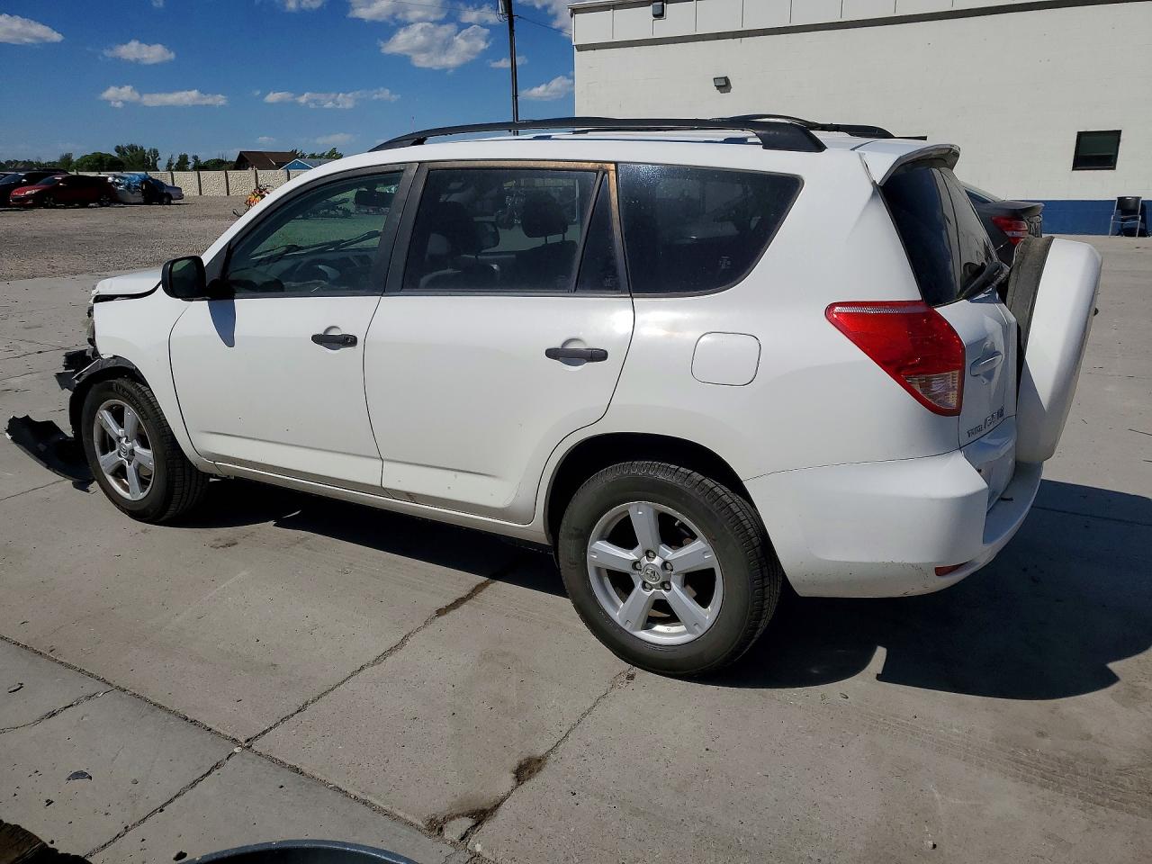 2008 Toyota Rav4 Base Белый vin: JTMBD33V085192010