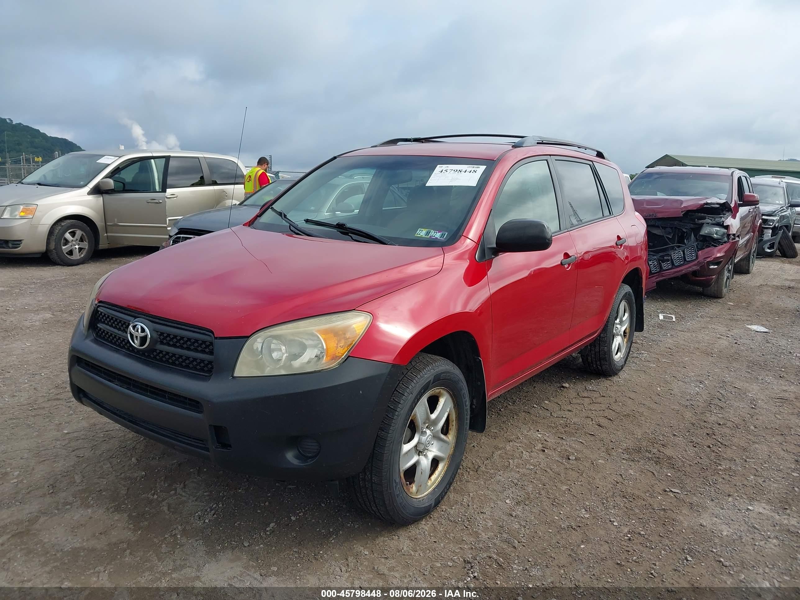 2008 Toyota Rav4   Red vin: JTMBD33V085198230