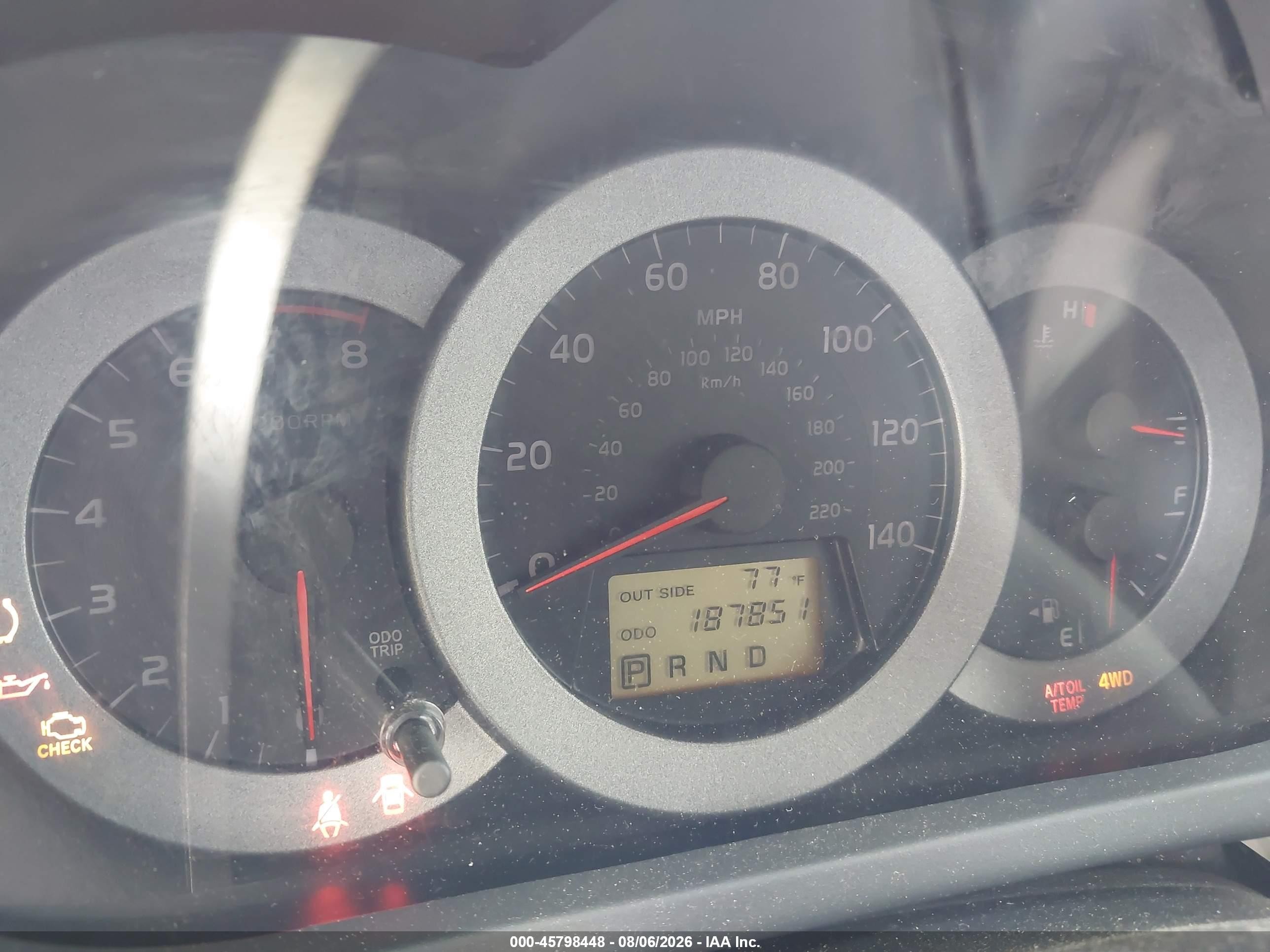 2008 Toyota Rav4   Red vin: JTMBD33V085198230