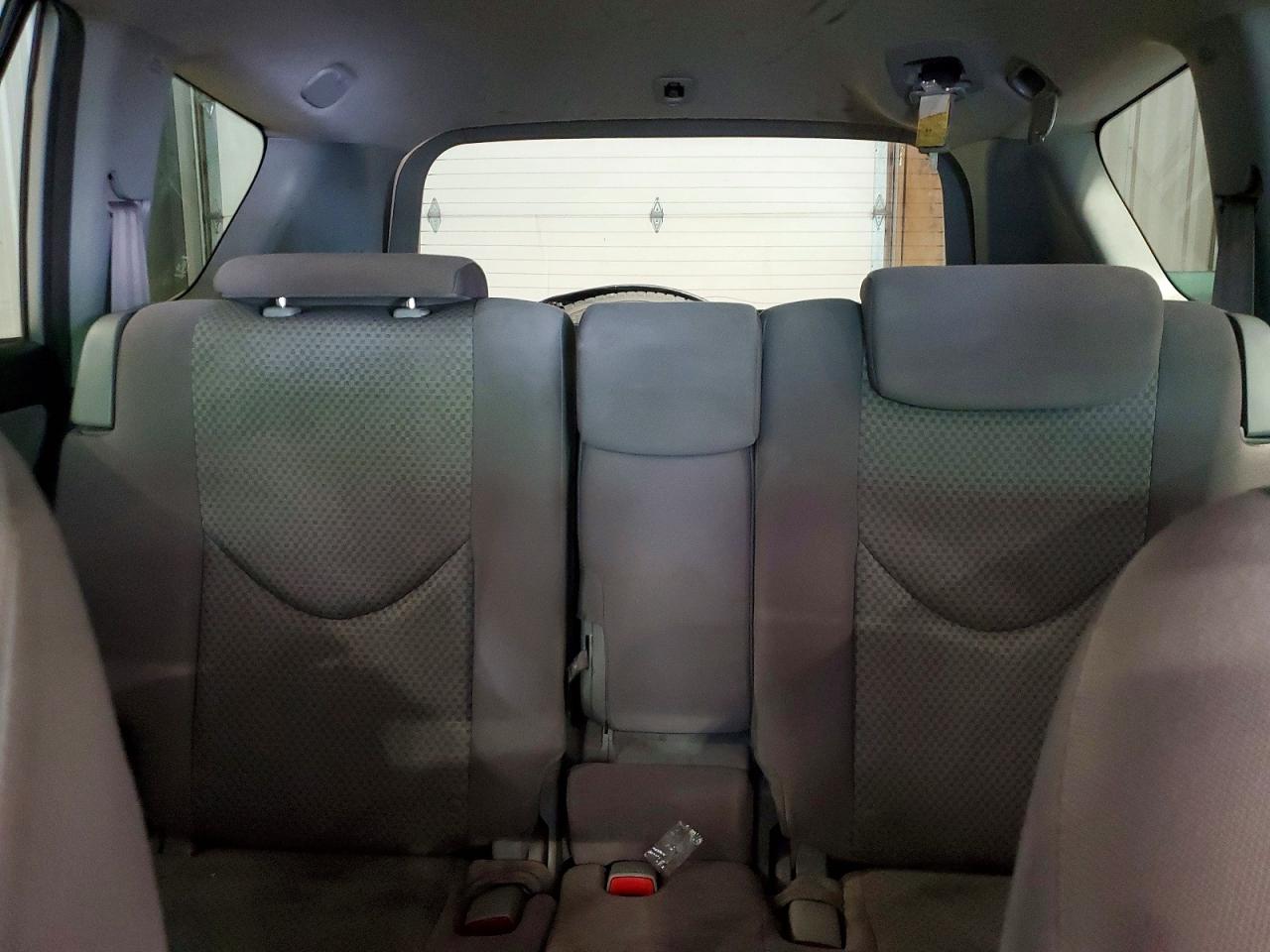 2008 Toyota Rav4 Base Silver vin: JTMBD33V085199281