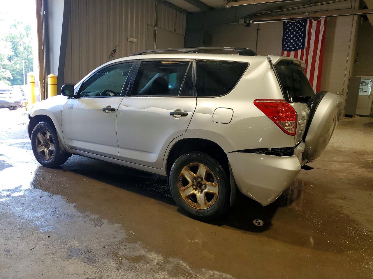 2008 Toyota Rav4 Base Silver vin: JTMBD33V085199281