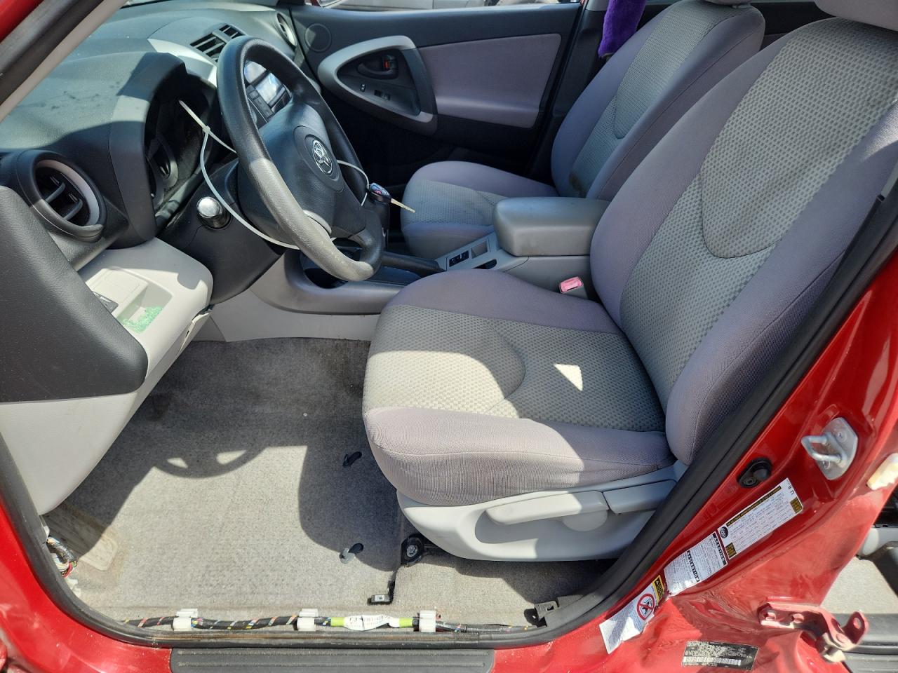 2008 Toyota Rav4 Base Red vin: JTMBD33V086055336