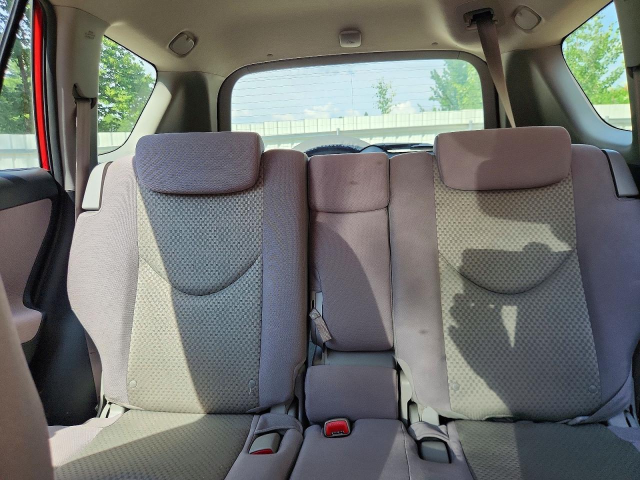 2008 Toyota Rav4 Base Red vin: JTMBD33V086062321