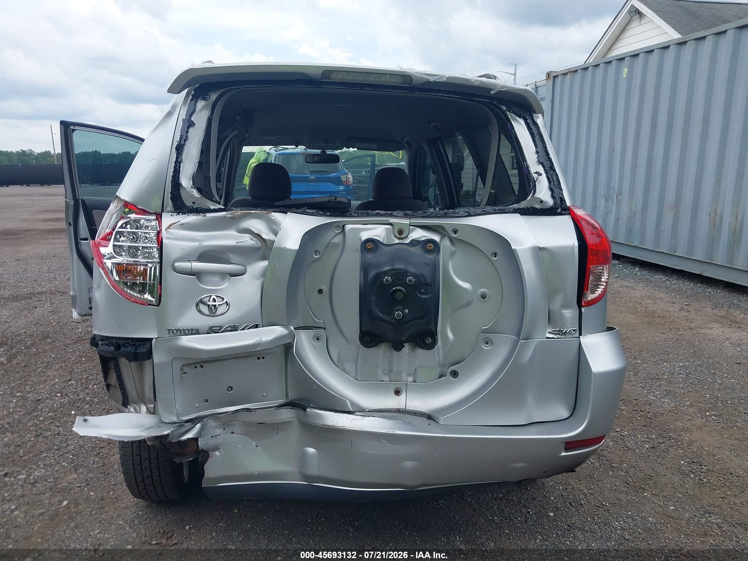 2008 Toyota Rav4   Серебряный vin: JTMBD33V086063484