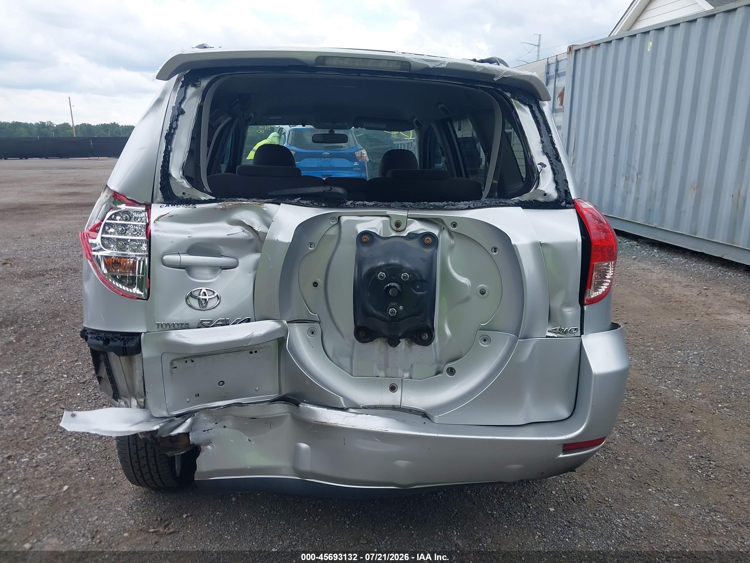 2008 Toyota Rav4   Серебряный vin: JTMBD33V086063484