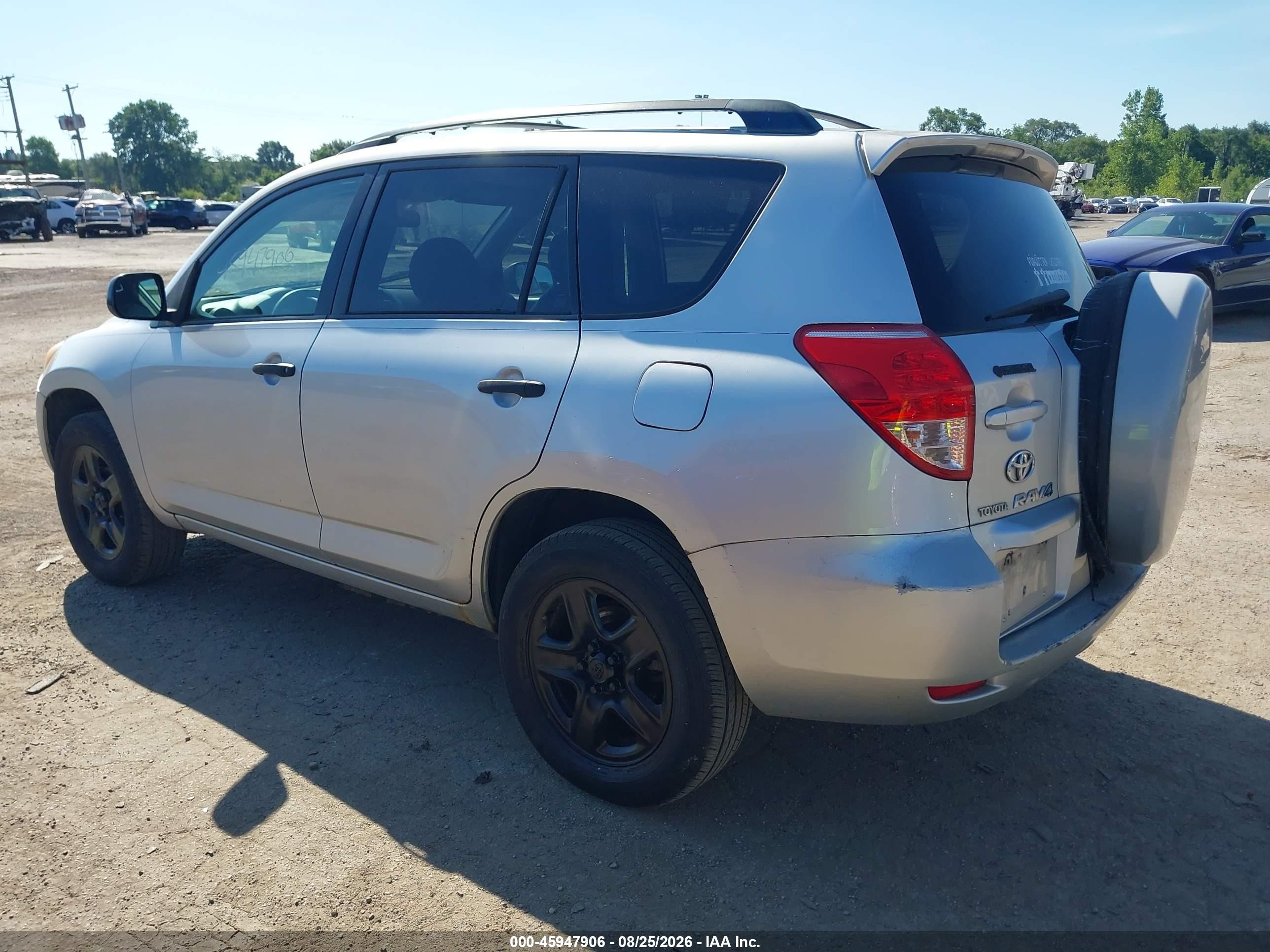 2008 Toyota Rav4   Серебряный vin: JTMBD33V086063985