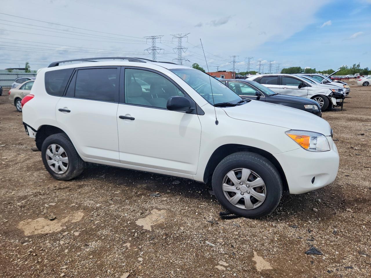 2008 Toyota Rav4 Base White vin: JTMBD33V086065591