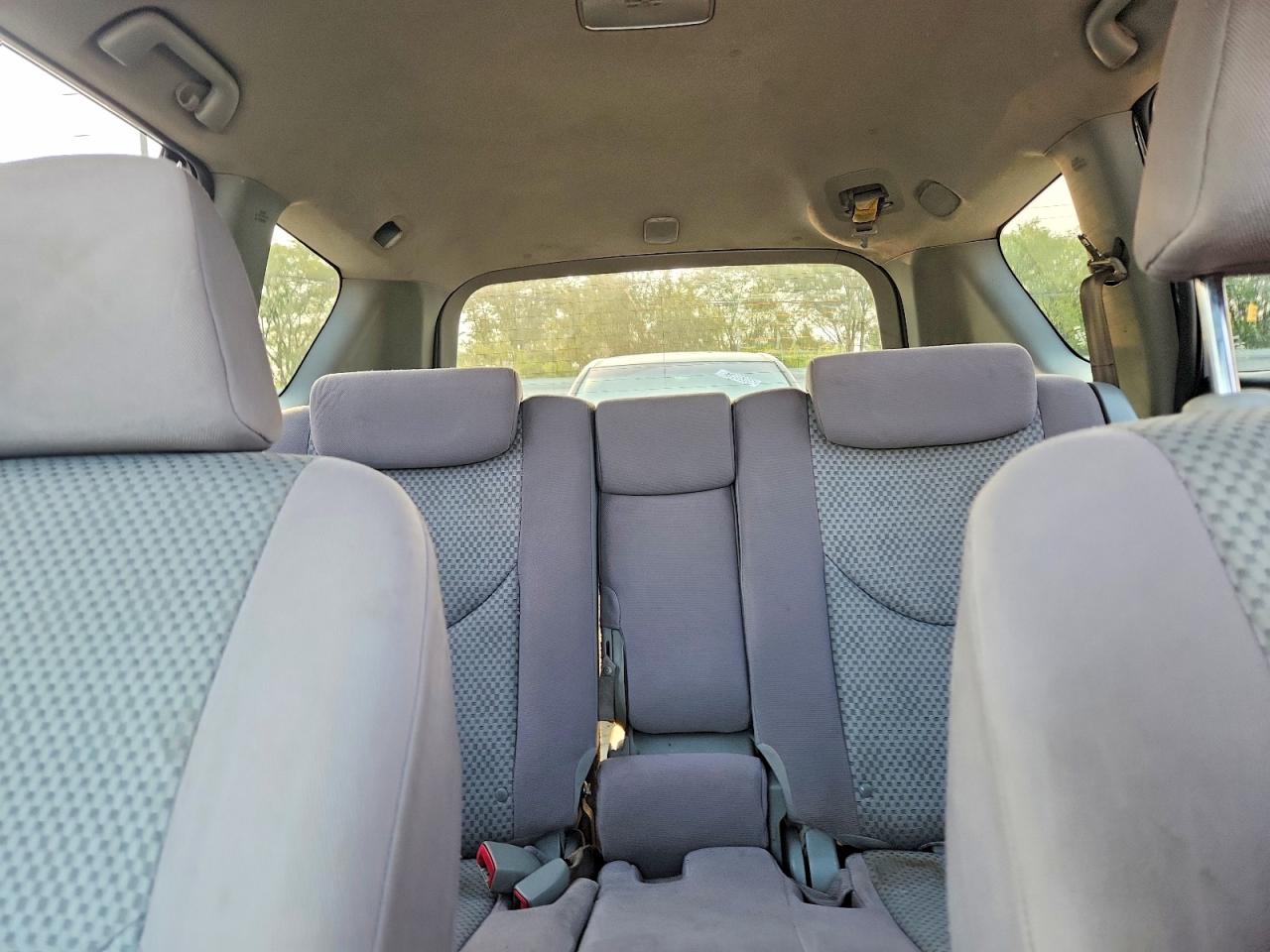 2008 Toyota Rav4 Base Silver vin: JTMBD33V086069026