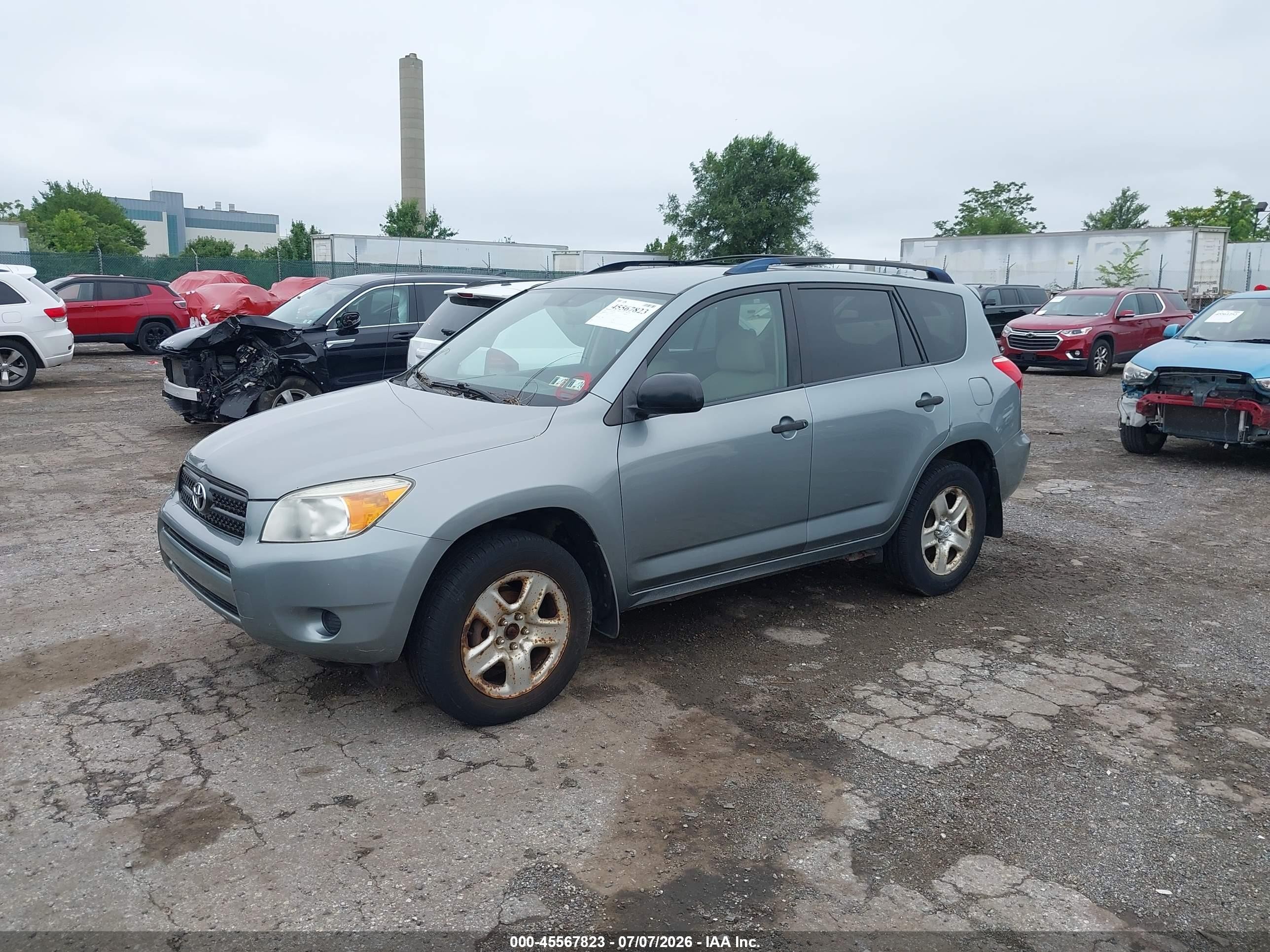2007 Toyota Rav4   Silver vin: JTMBD33V175083070