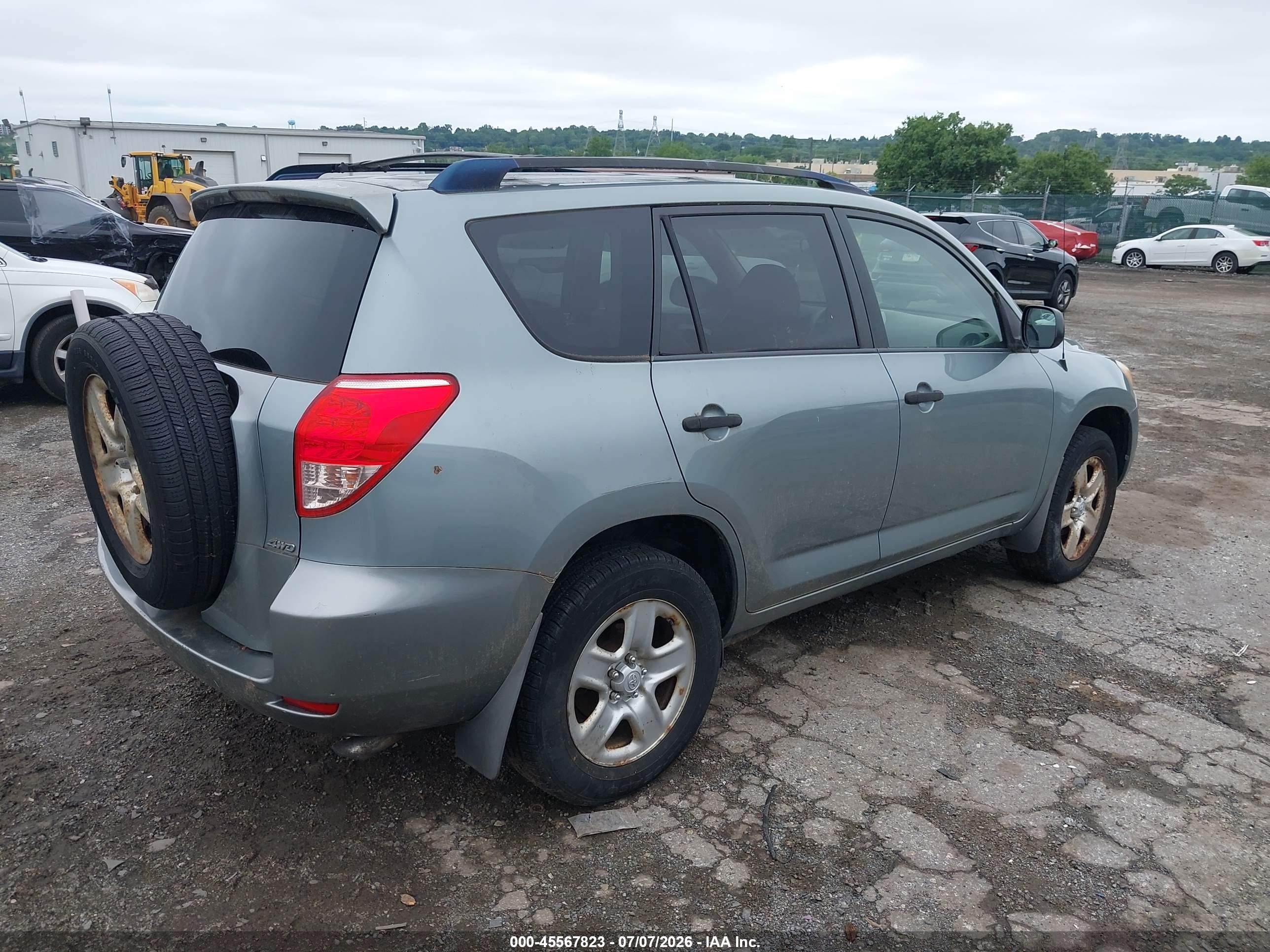2007 Toyota Rav4   Silver vin: JTMBD33V175083070