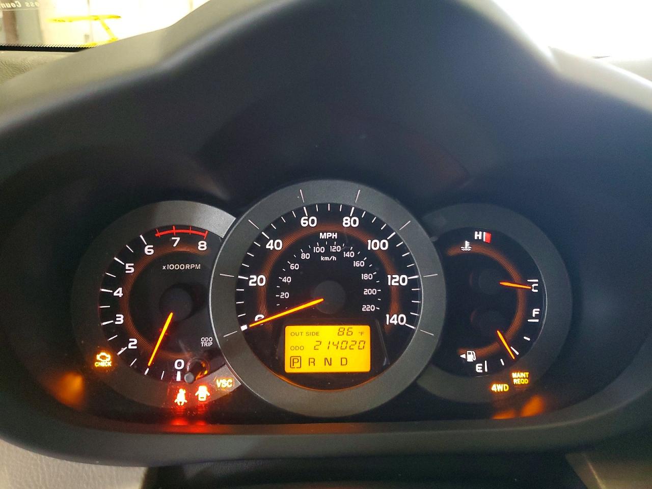 2007 Toyota Rav4 Base Red vin: JTMBD33V176030573