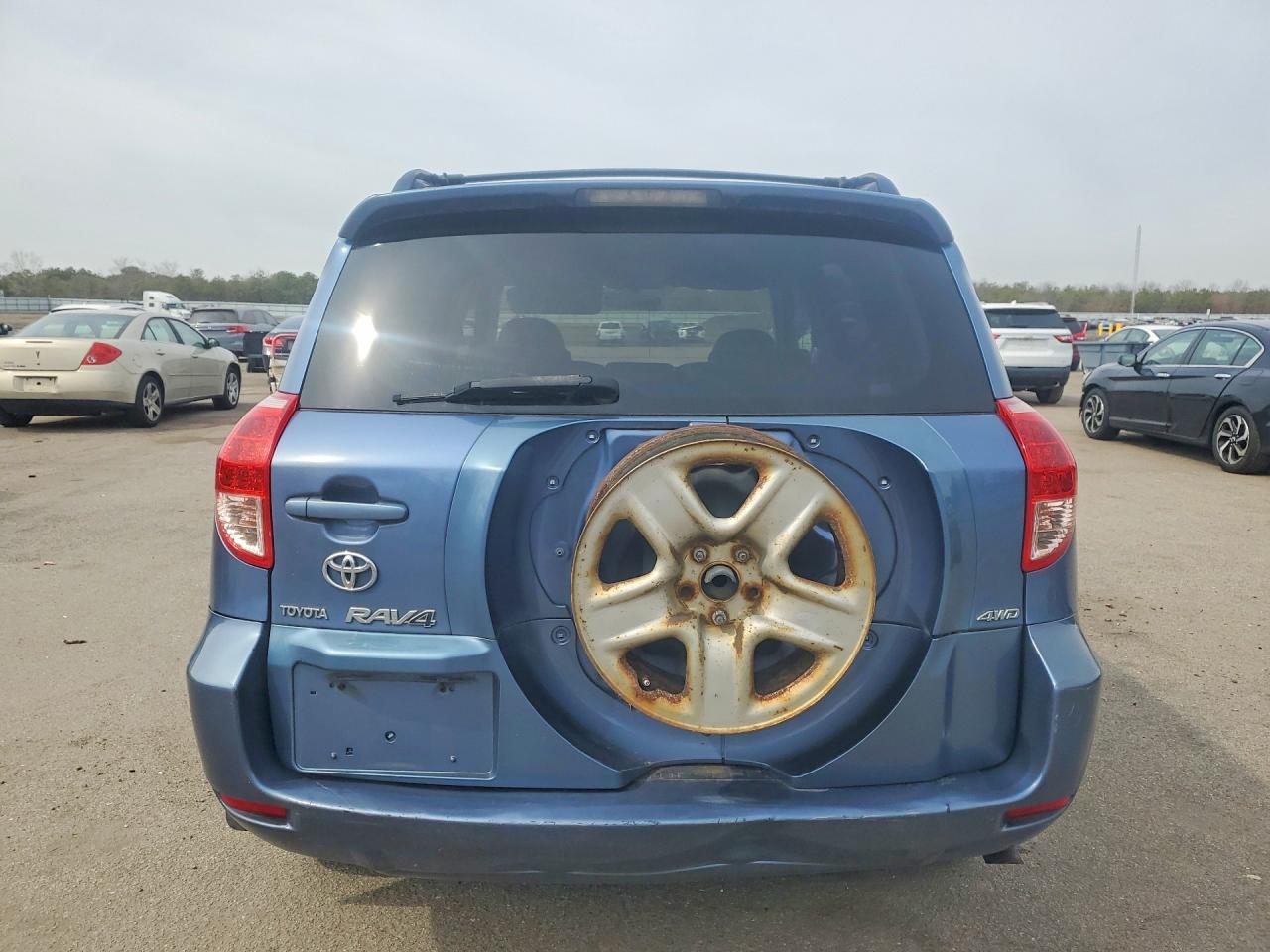 2007 Toyota Rav 4 Blue vin: JTMBD33V176043260