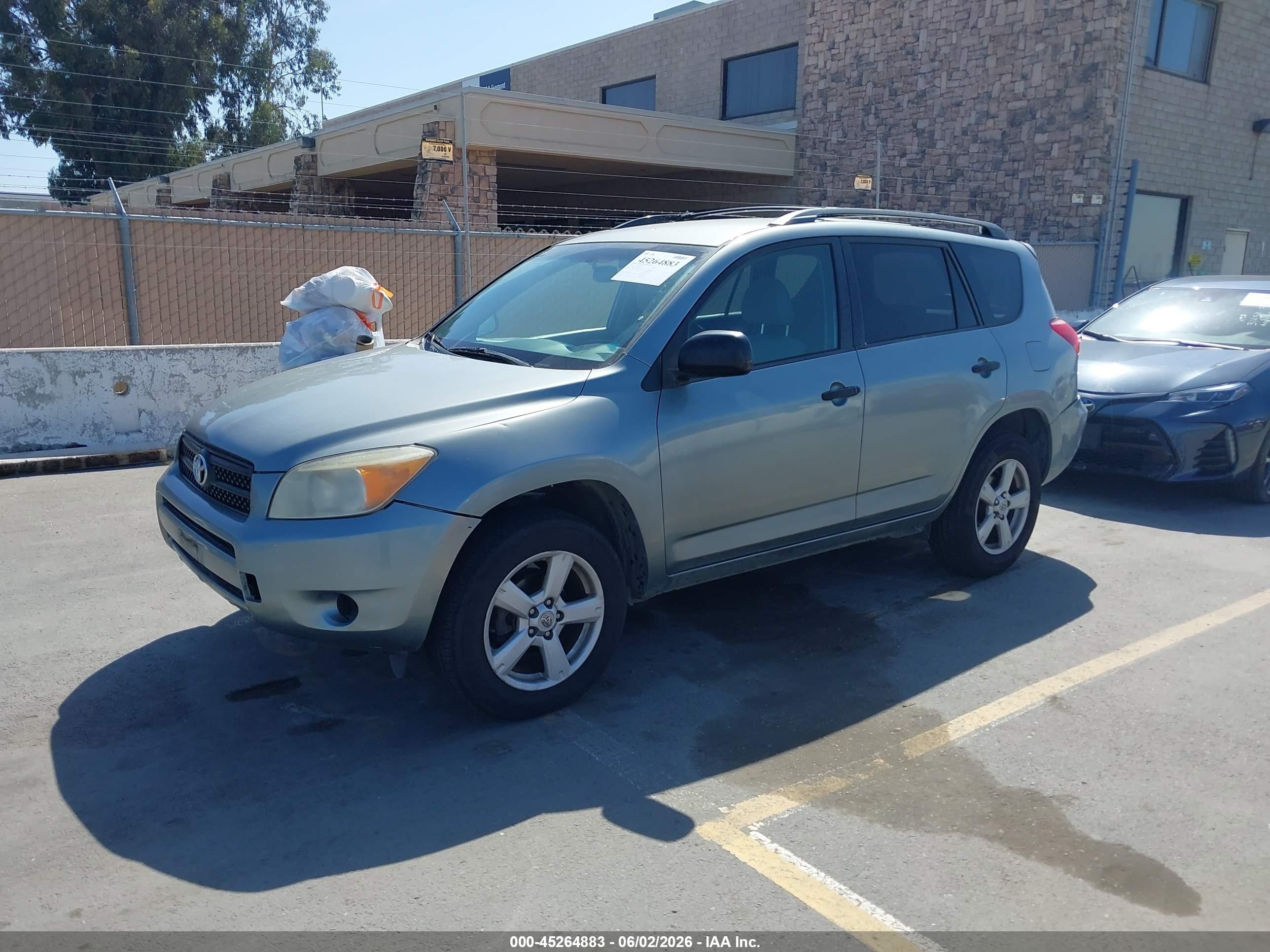2007 Toyota Rav4   Gray vin: JTMBD33V176048314