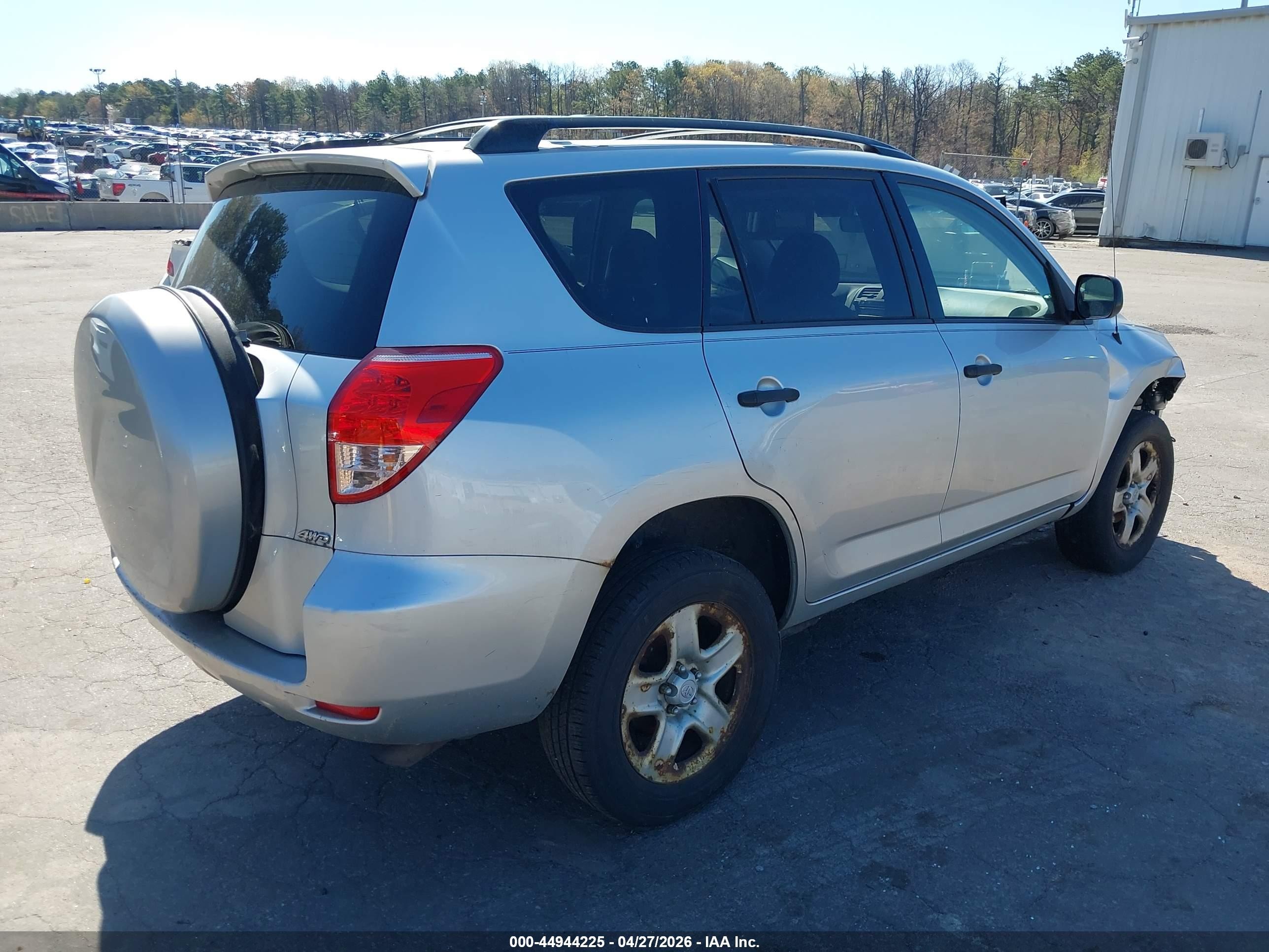 2008 Toyota Rav4 Silver vin: JTMBD33V185209428