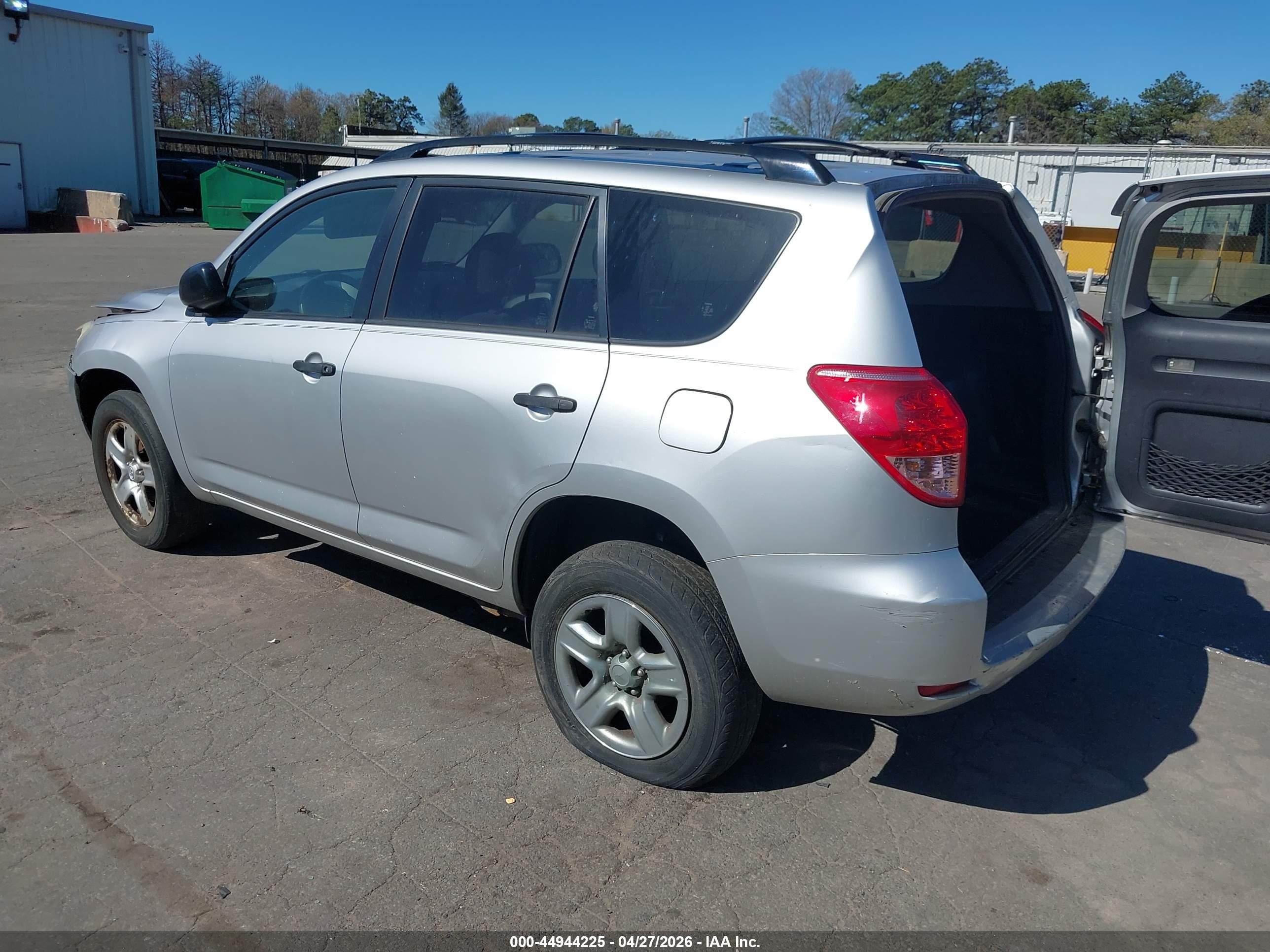 2008 Toyota Rav4 Silver vin: JTMBD33V185209428