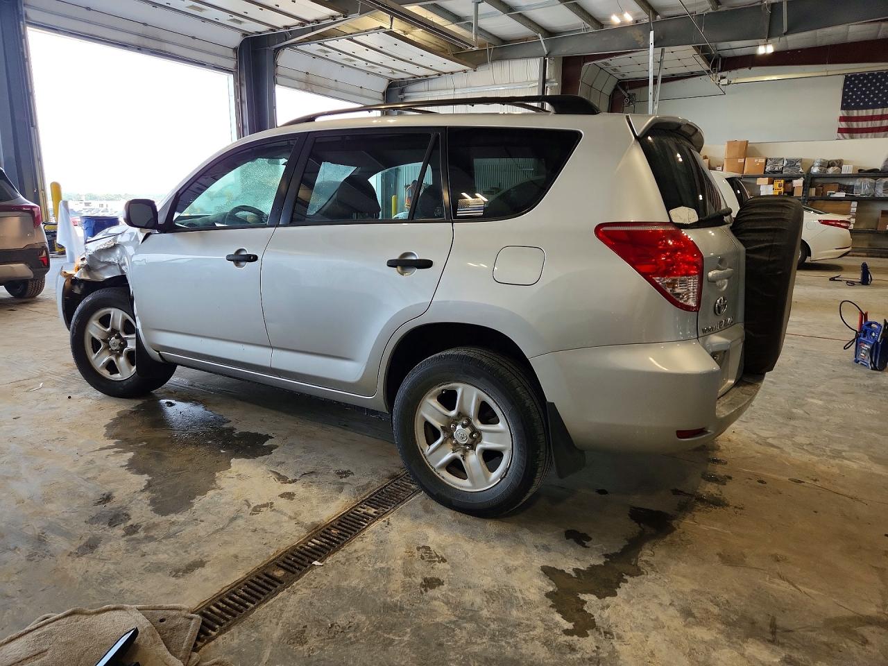 2006 Toyota Rav4 Base Gray vin: JTMBD33V265013284