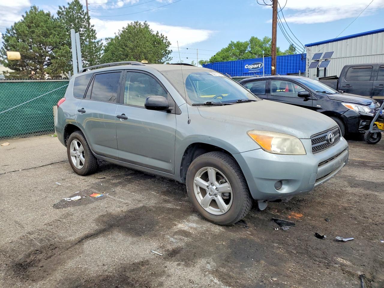 2006 Toyota Rav4 Base Gray vin: JTMBD33V266015420