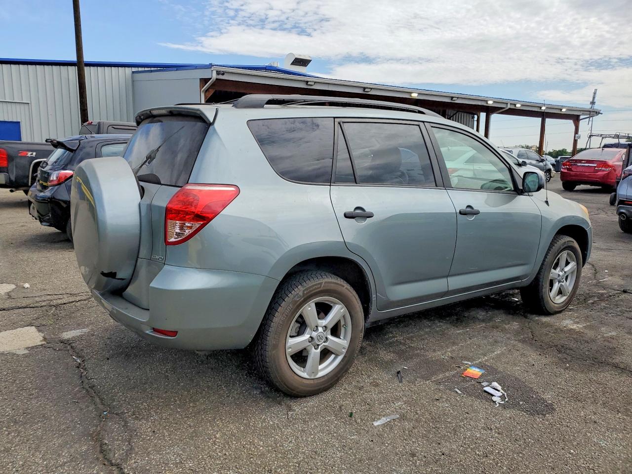 2006 Toyota Rav4 Base Gray vin: JTMBD33V266015420