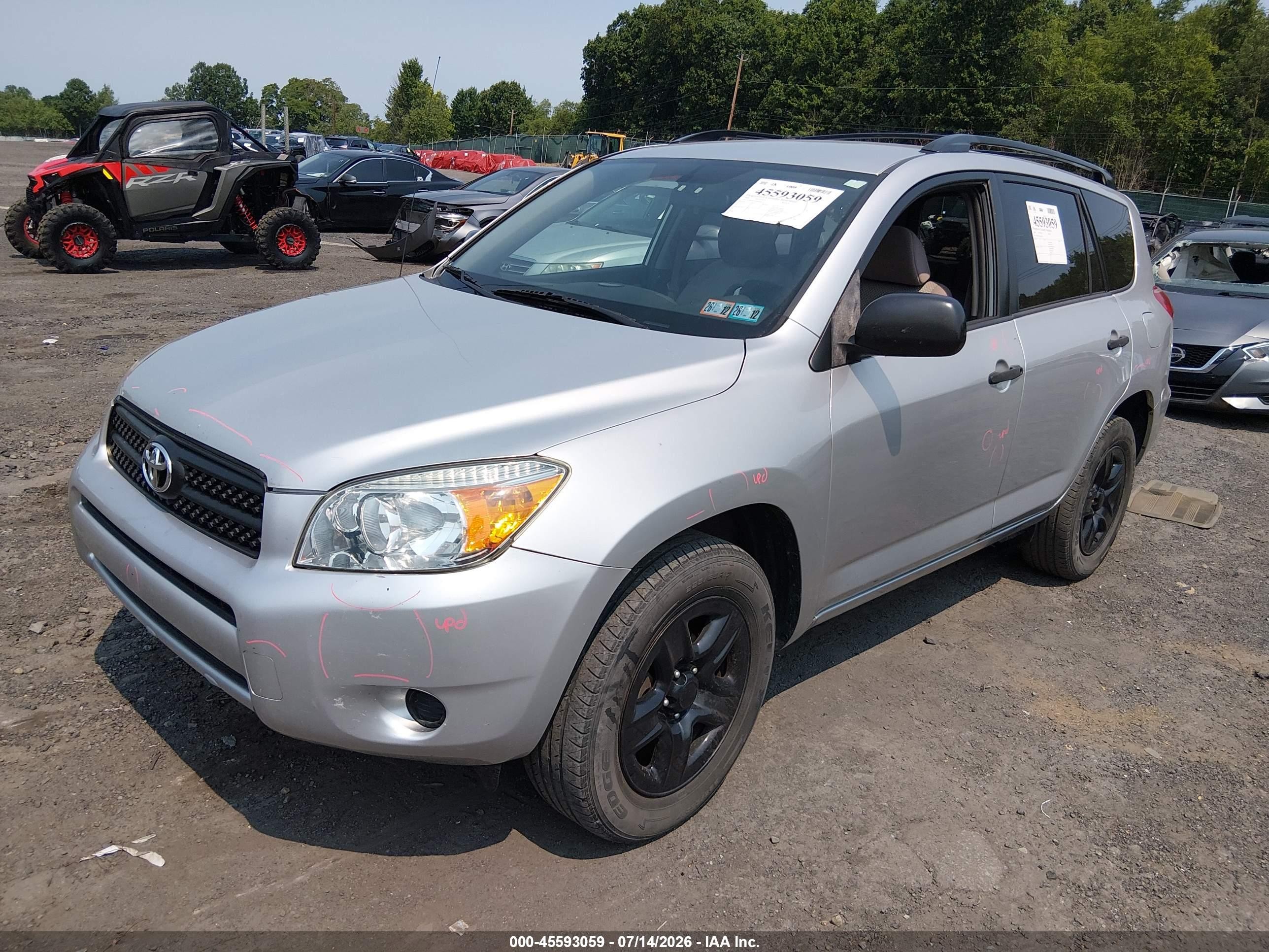 2006 Toyota Rav4   Silver vin: JTMBD33V266018379