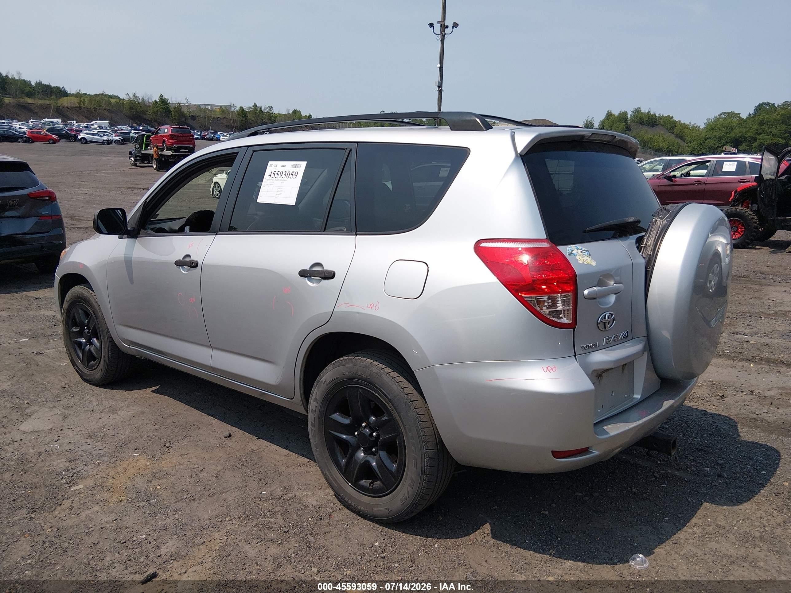 2006 Toyota Rav4   Silver vin: JTMBD33V266018379