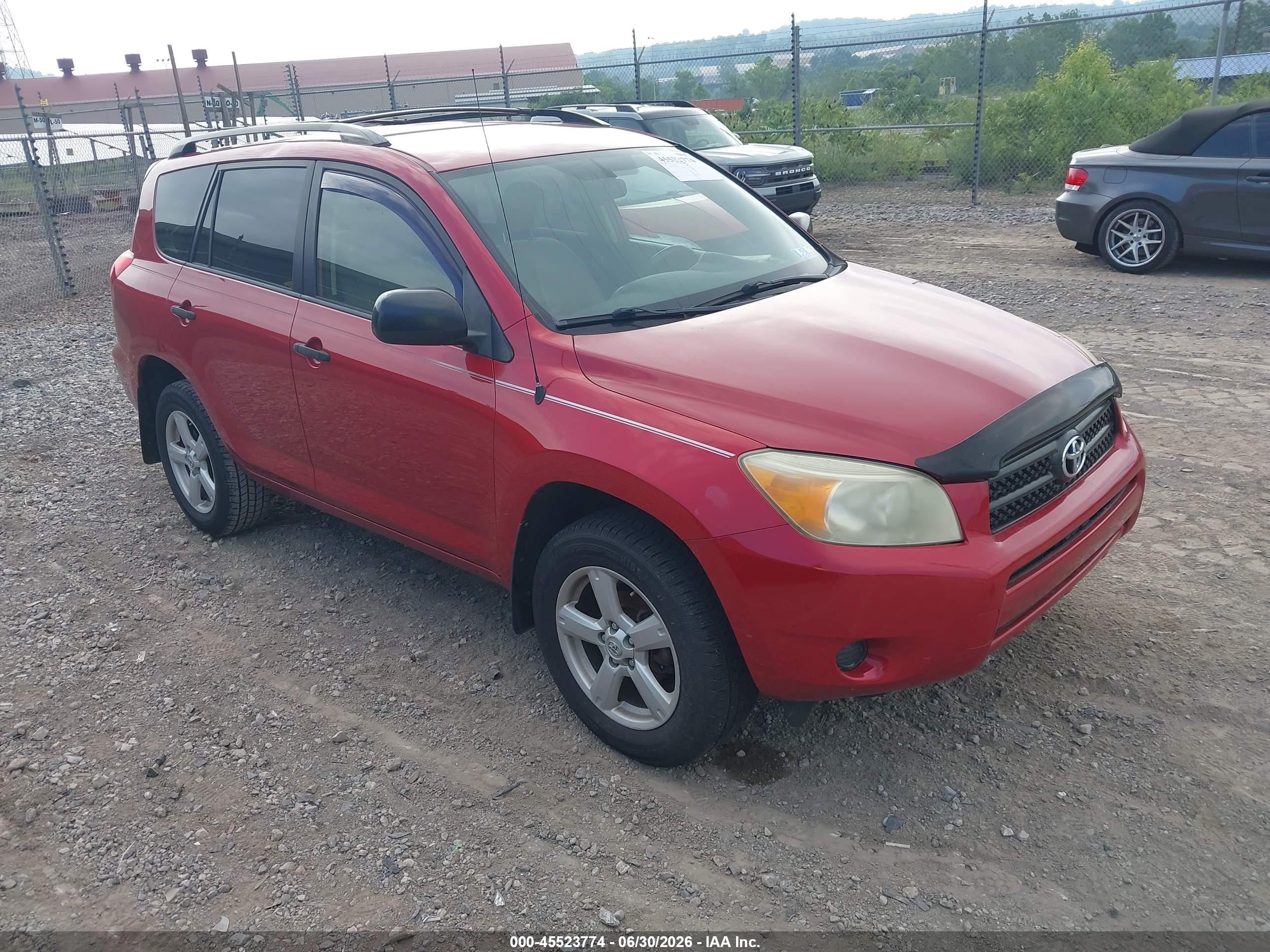 2007 Toyota Rav4   Красный vin: JTMBD33V275058842