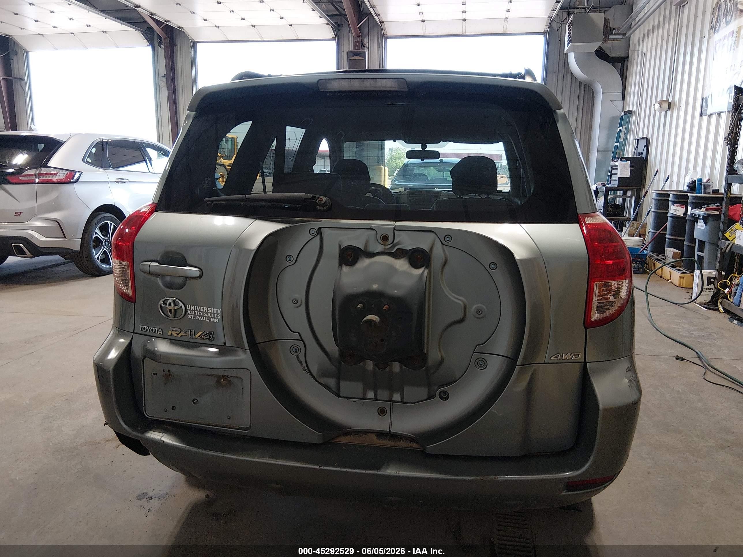 2007 Toyota Rav4   Green vin: JTMBD33V275084485
