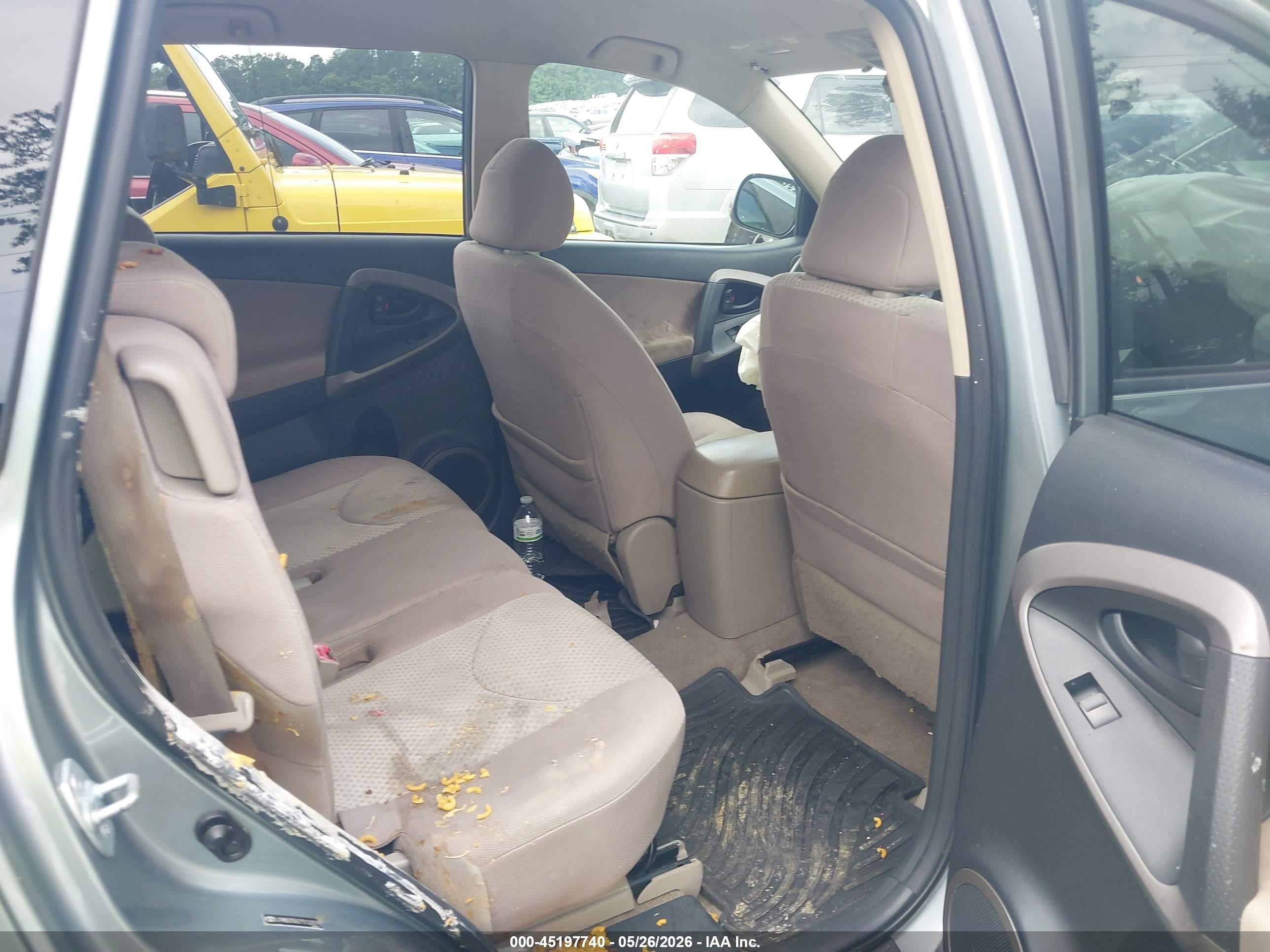 2007 Toyota Rav4   Gray vin: JTMBD33V275123379
