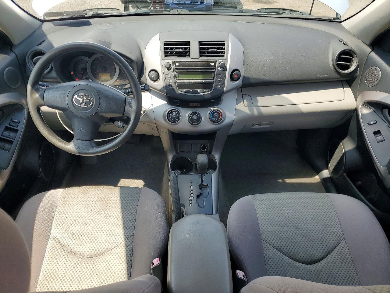 2007 Toyota Rav4 Base Silver vin: JTMBD33V276033515