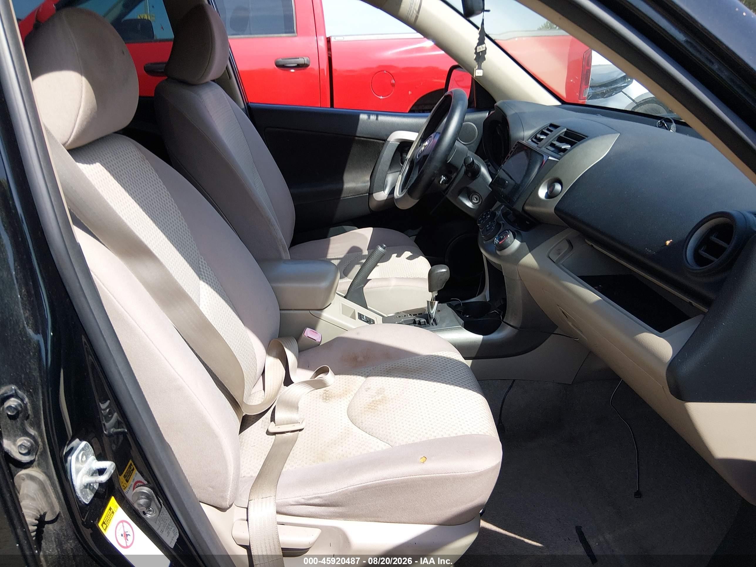 2008 Toyota Rav4   Black vin: JTMBD33V286071201
