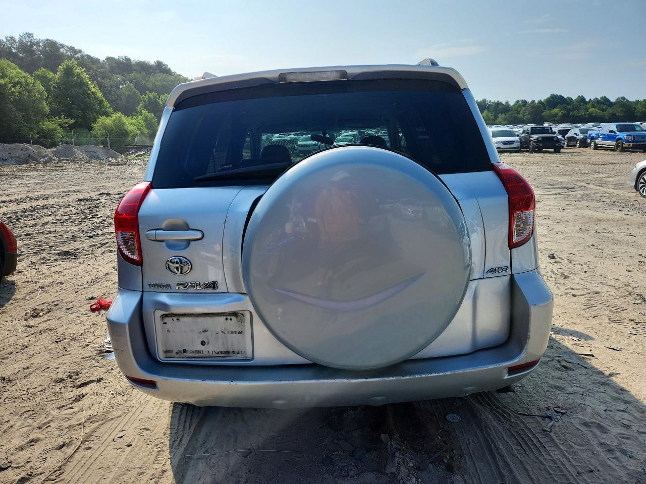 2008 Toyota Rav4 Base Серебряный vin: JTMBD33V286080061