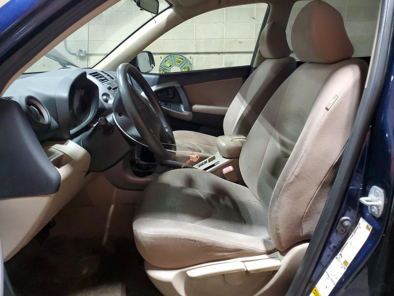 2006 Toyota Rav4 Base Blue vin: JTMBD33V365031468