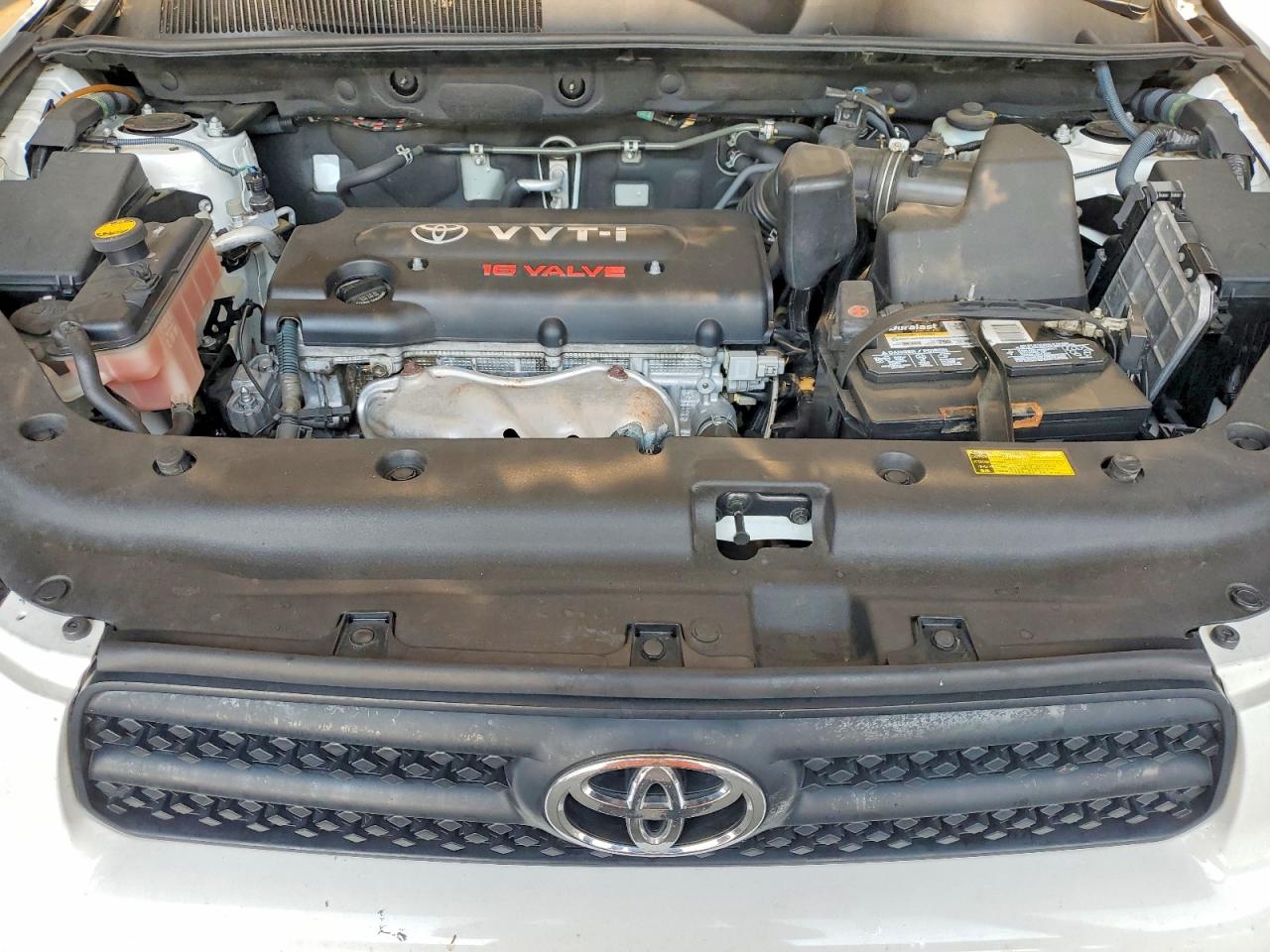 2006 Toyota Rav4 Base White vin: JTMBD33V366020934