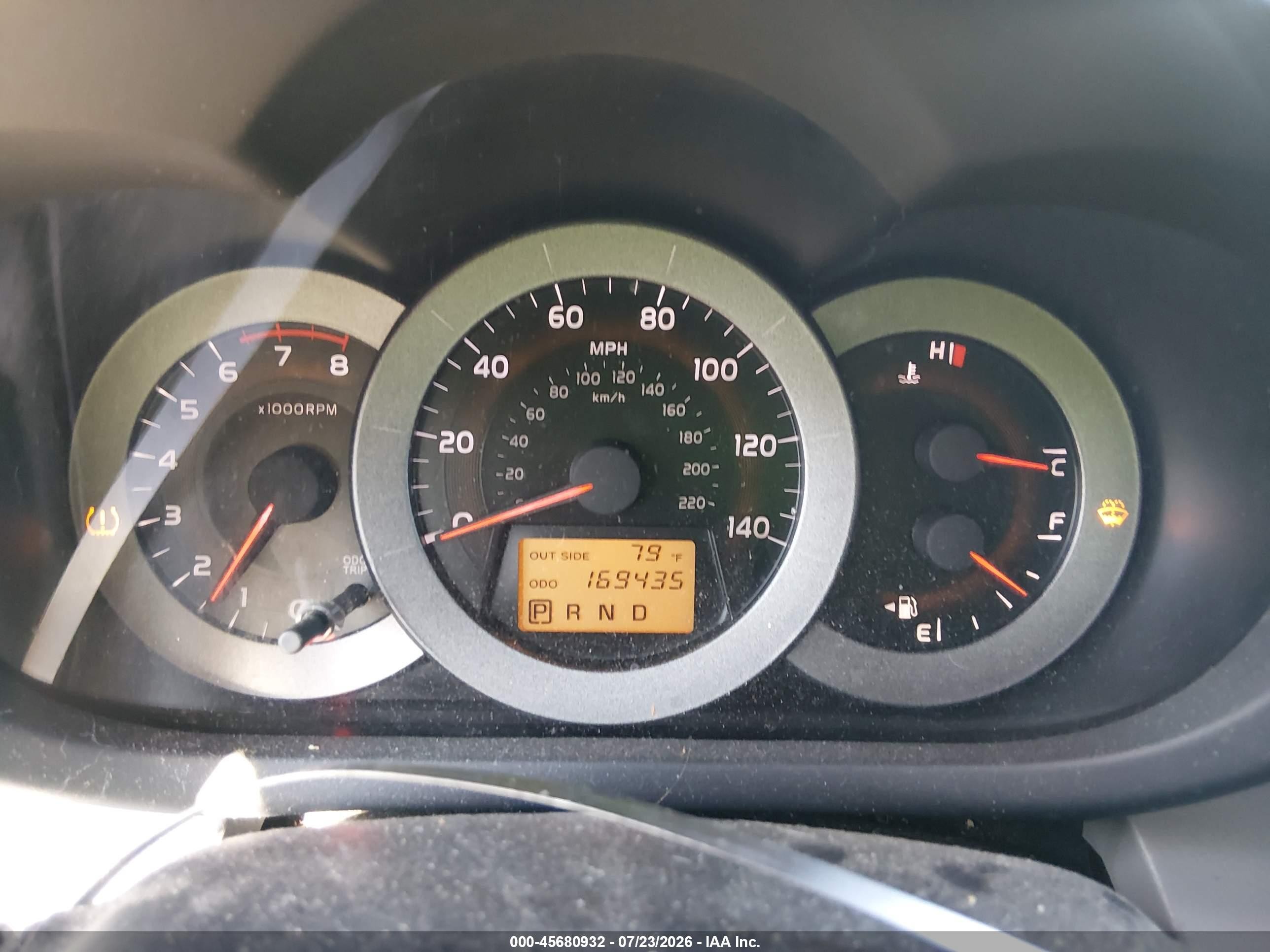 2007 Toyota Rav4 White vin: JTMBD33V375075438