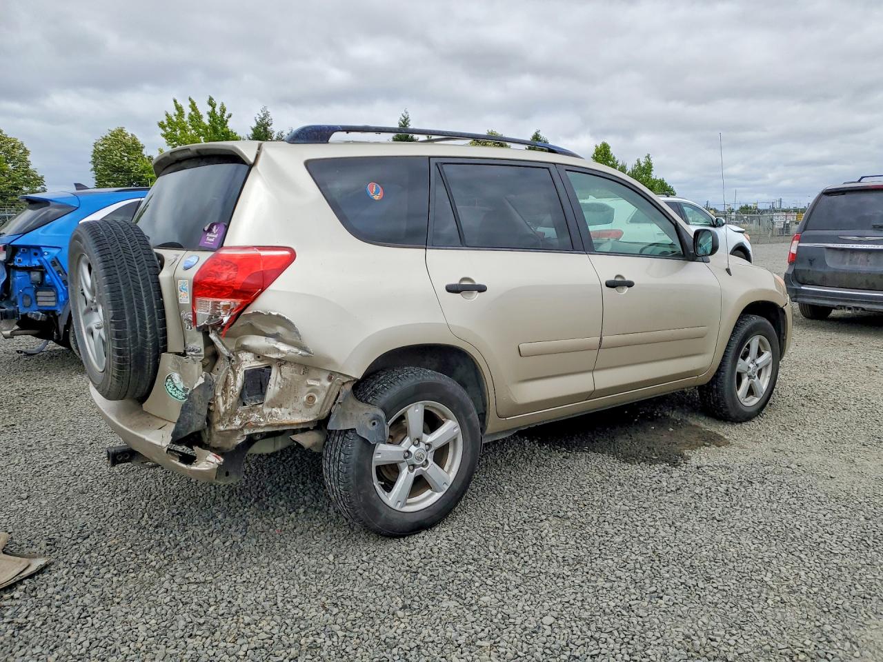 2007 Toyota Rav4 Base Beige vin: JTMBD33V376050744